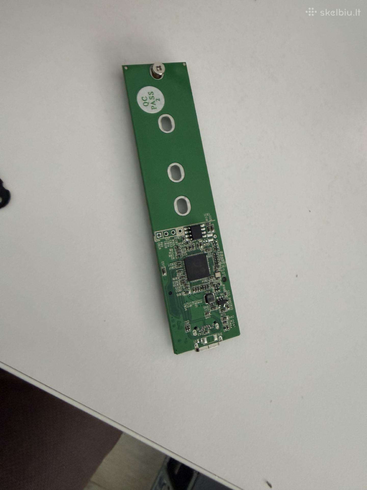 Parduodu External SSD M.2 enclosure