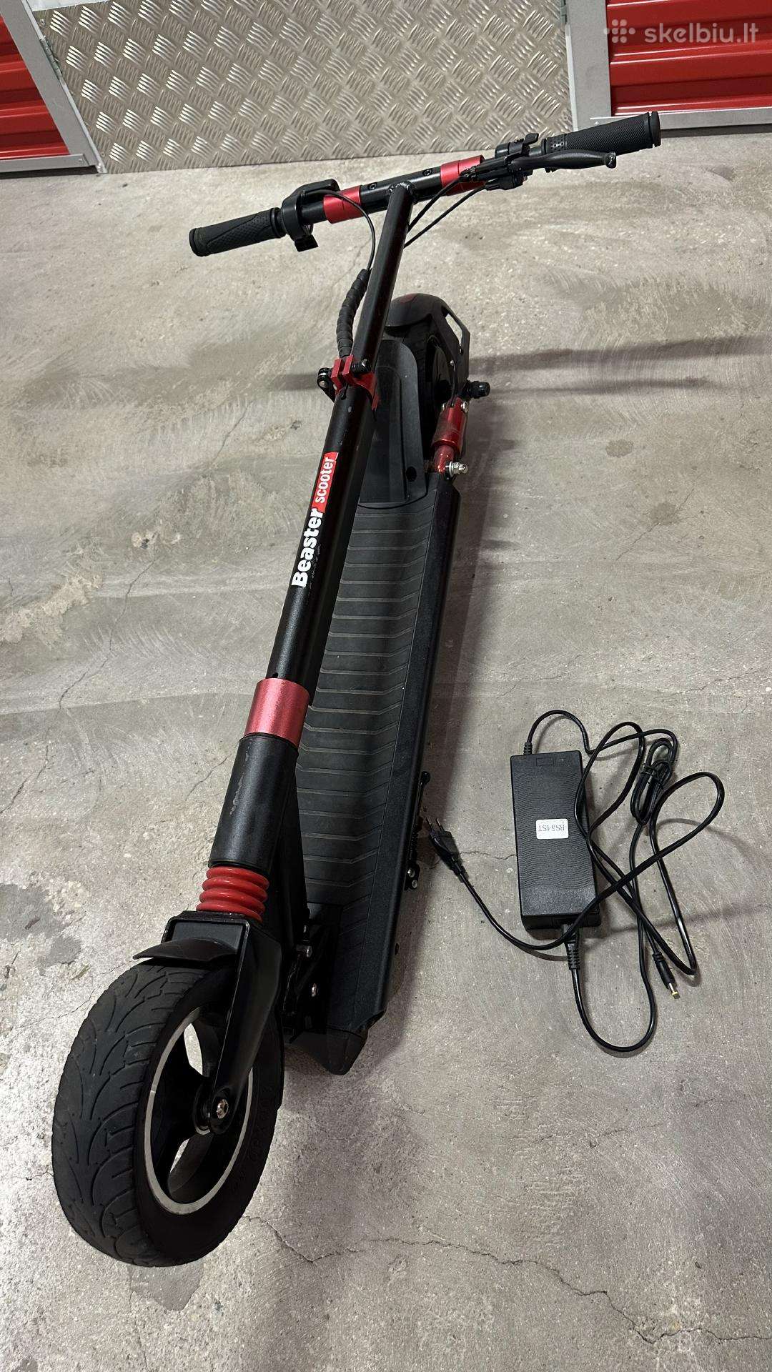Electric scooter Beaster Scooter