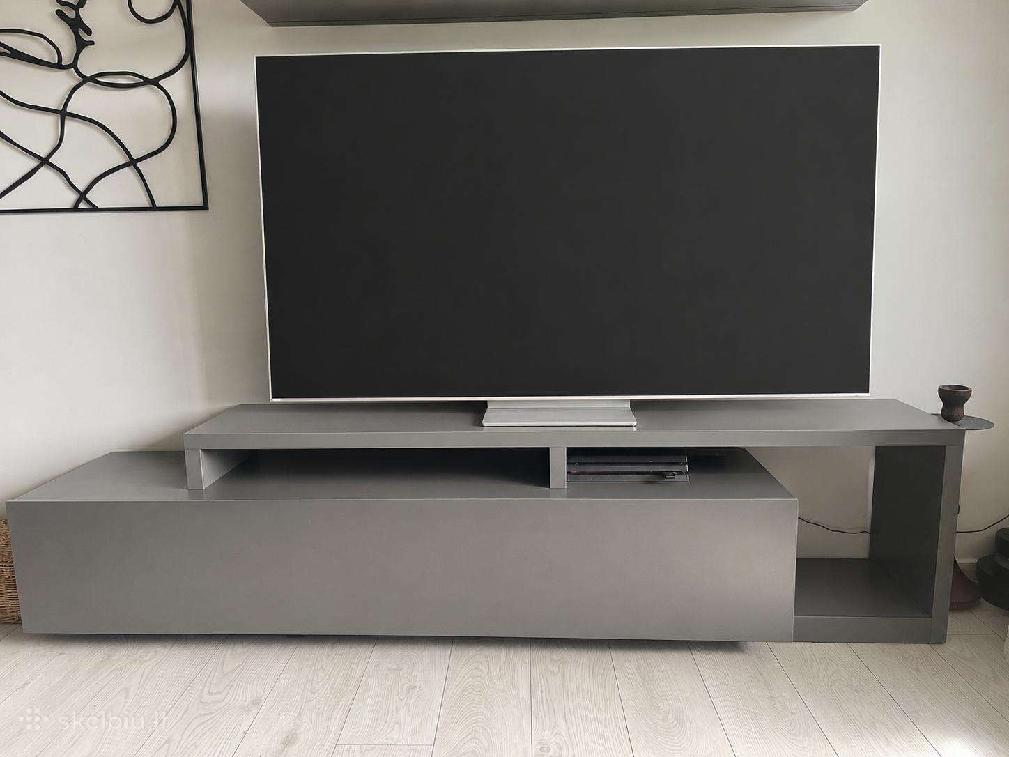 Dovanojamas TV stalas