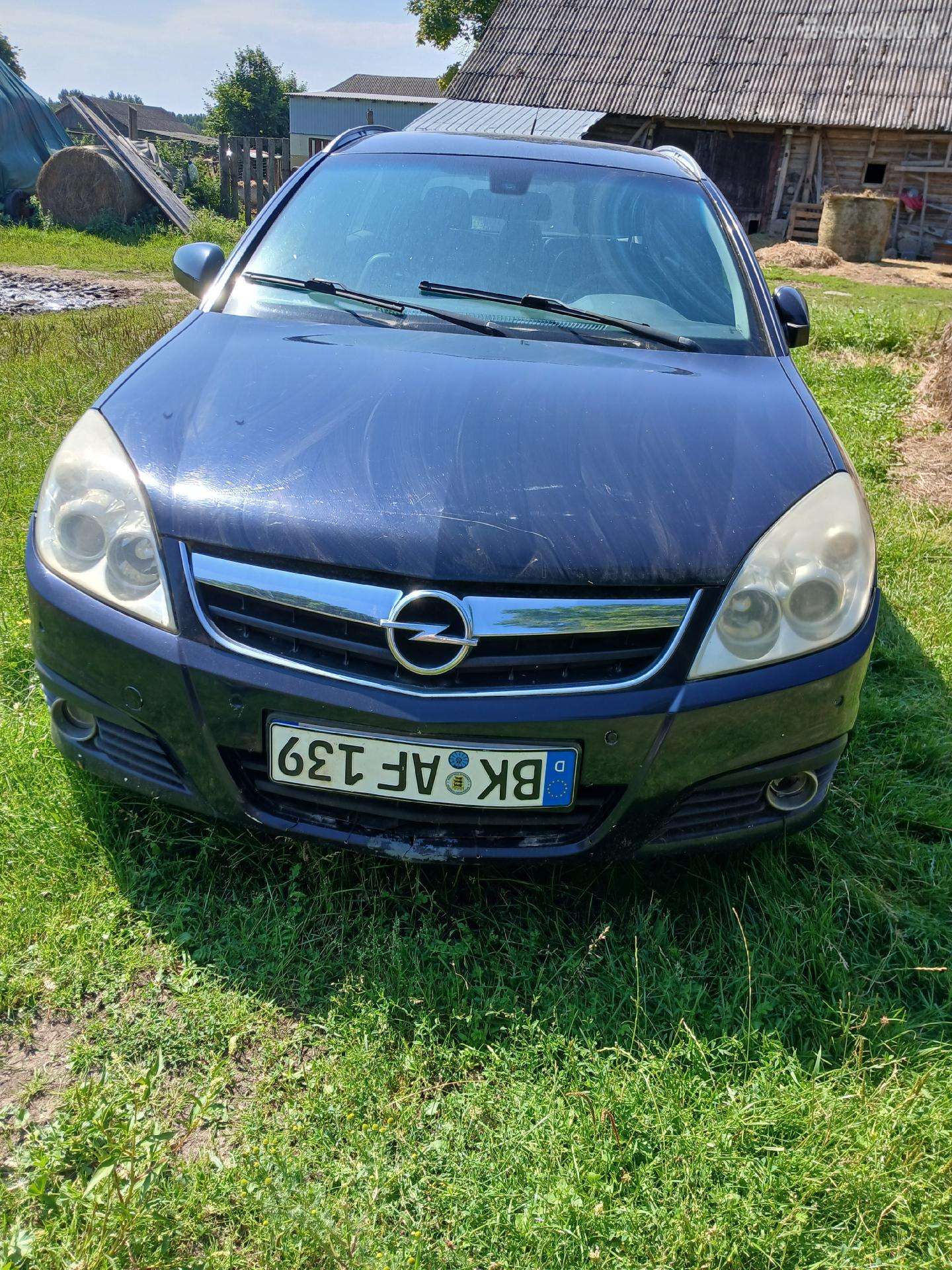 Automobilis opel signum 2005m,19tdi, 88kw.