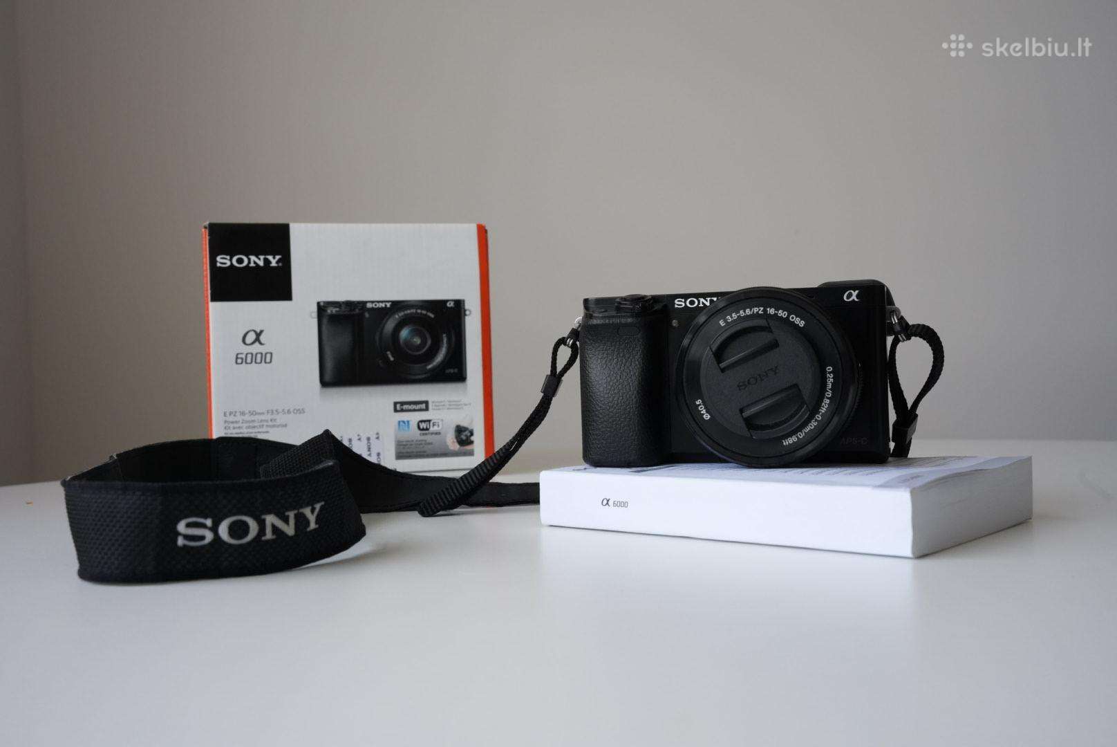 Parduodu Sony A6000 su objektyvu.