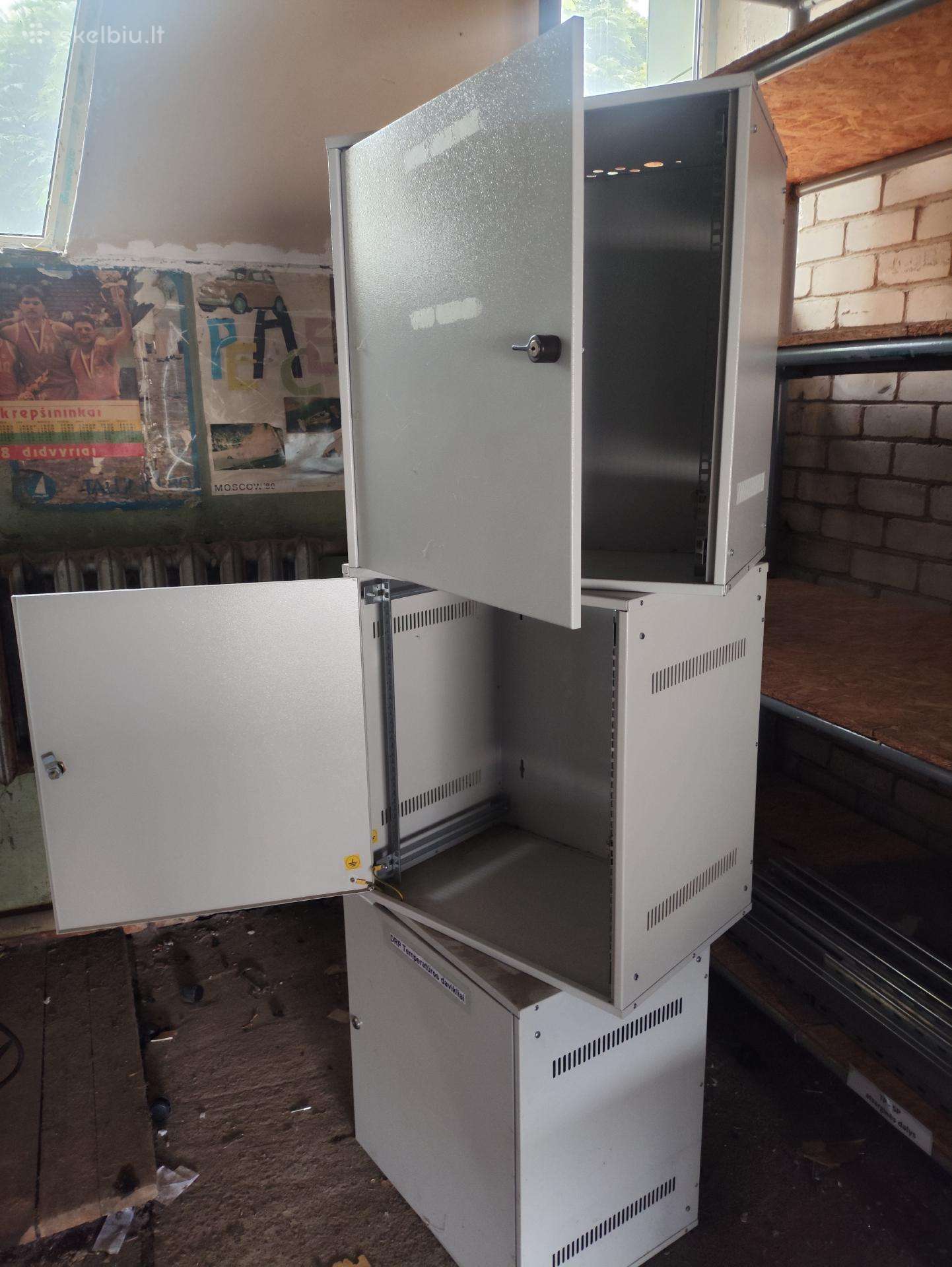 Parduodamos metalinės spintelės