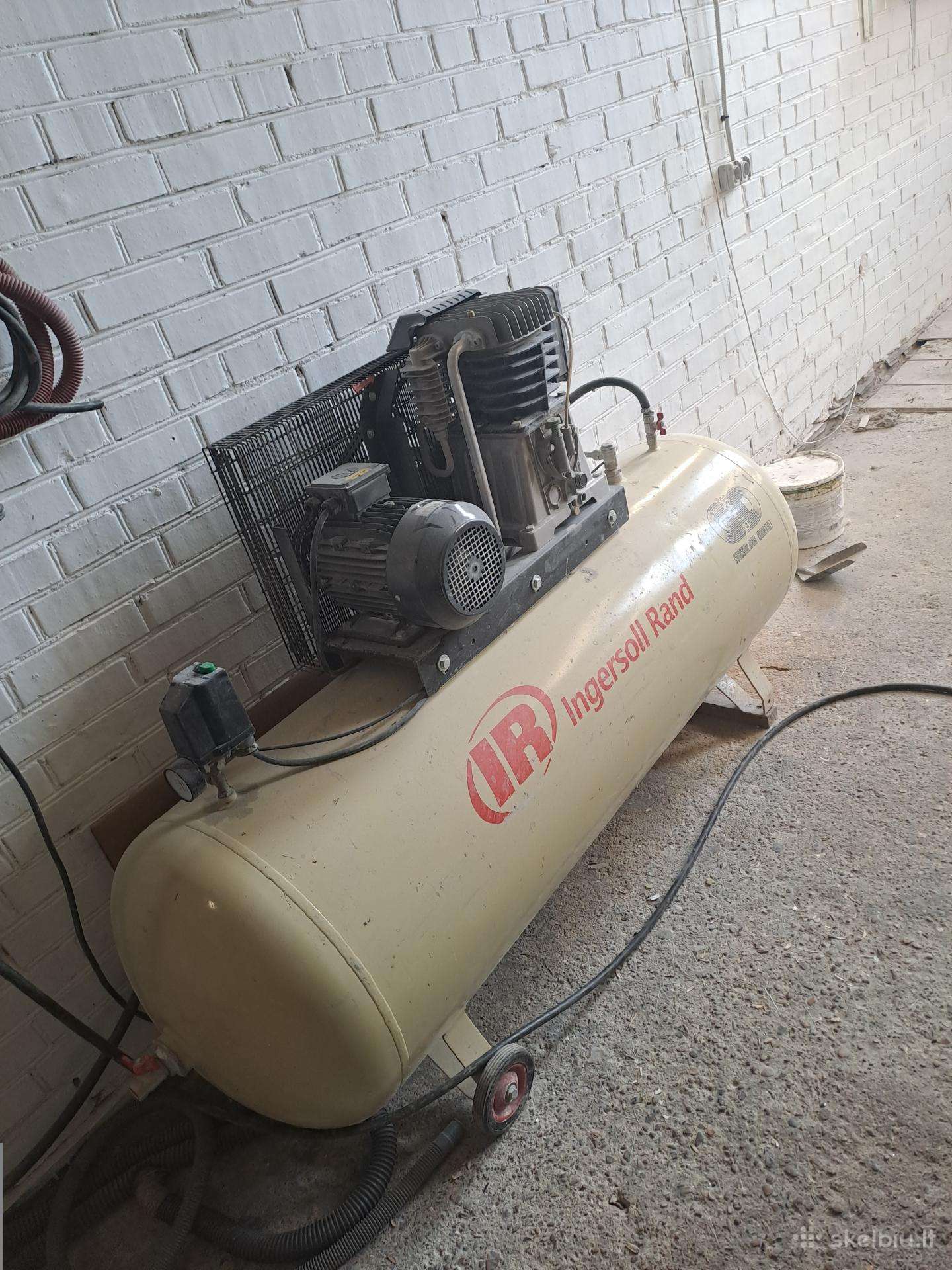 Kompresorius 500l