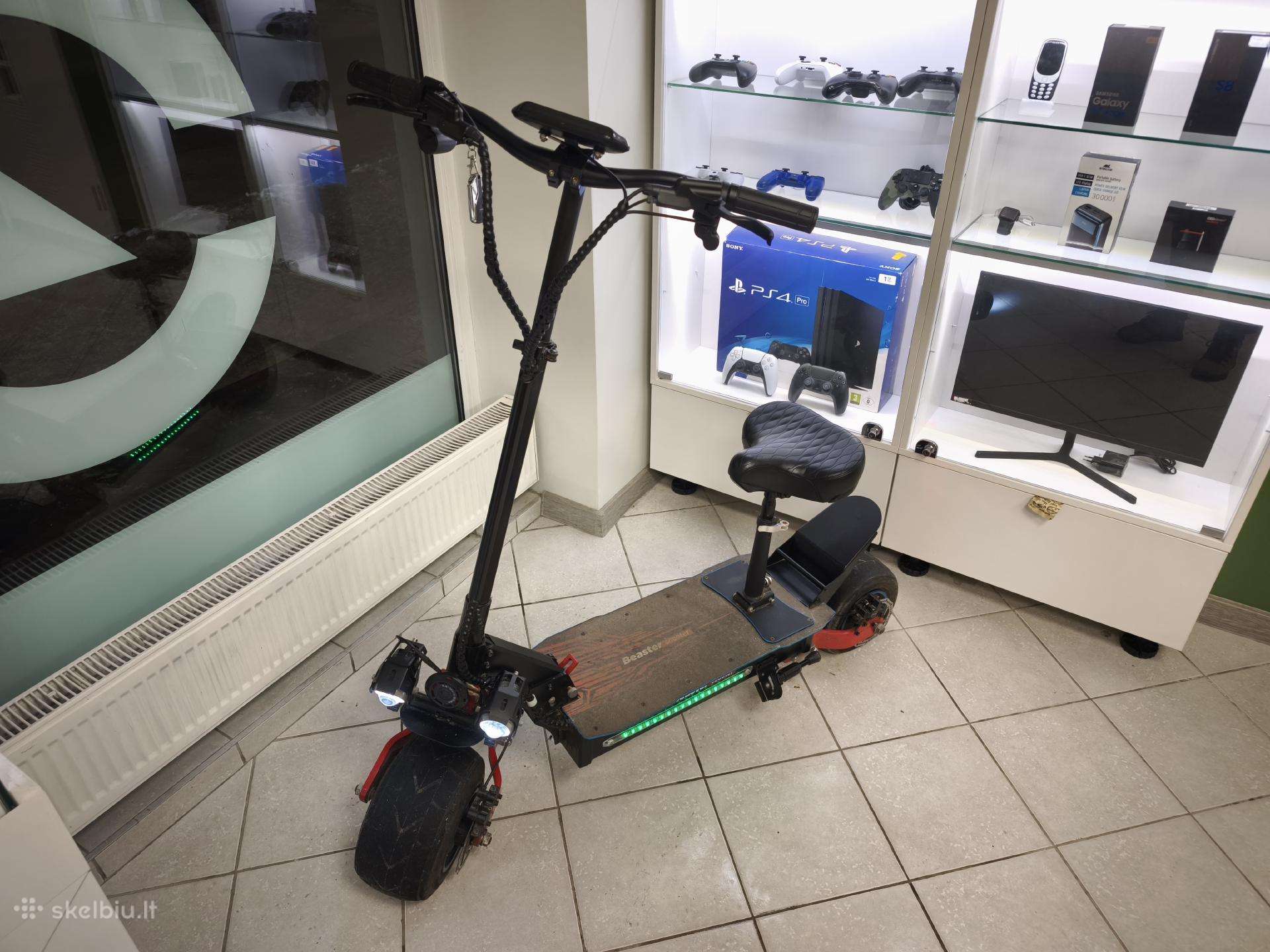 Electric scooter Beaster