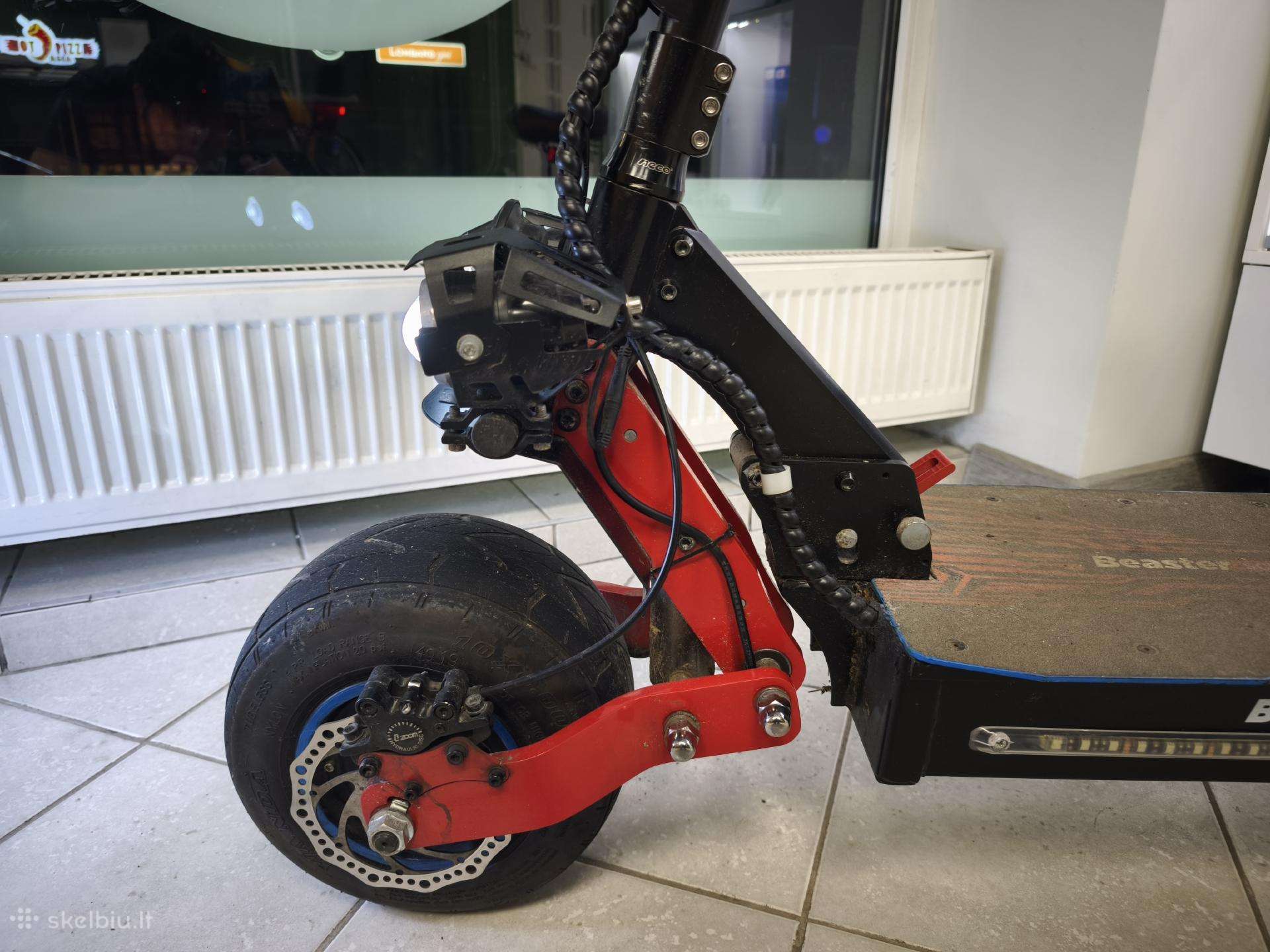 Electric scooter Beaster