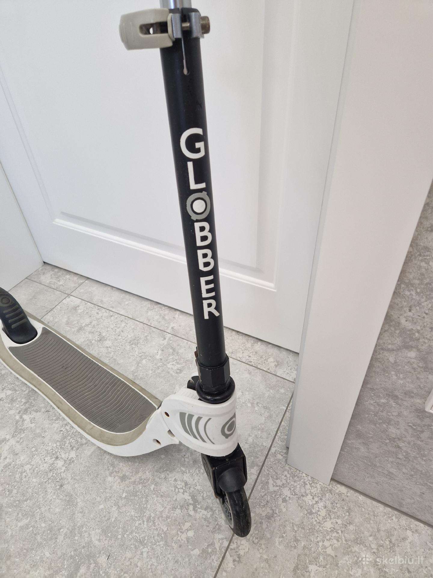 Sulankstomas paspirtukas globber