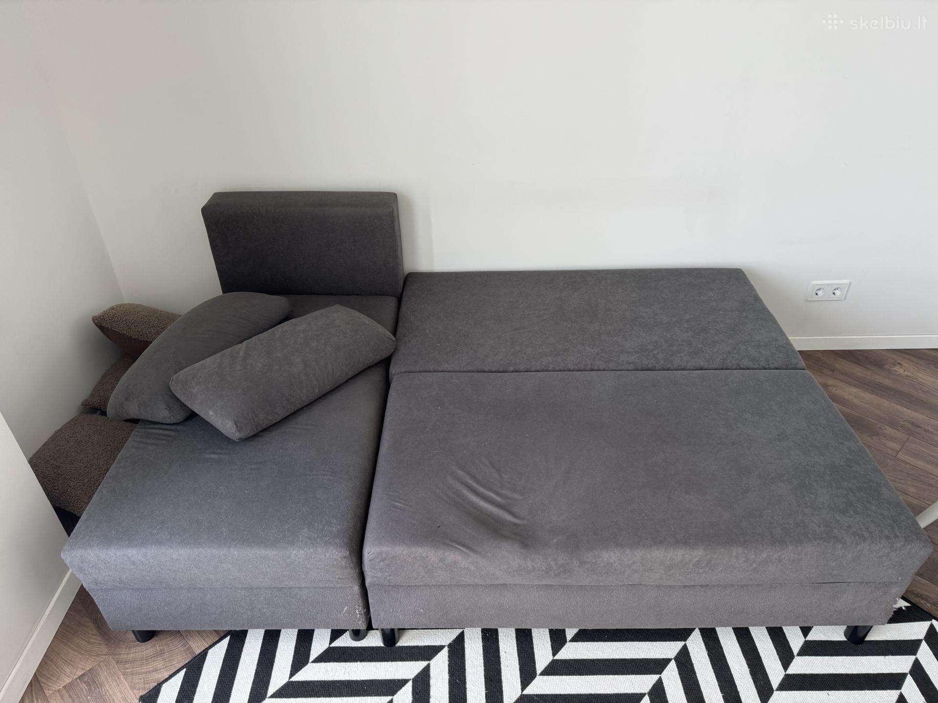 Dovanoji sofa
