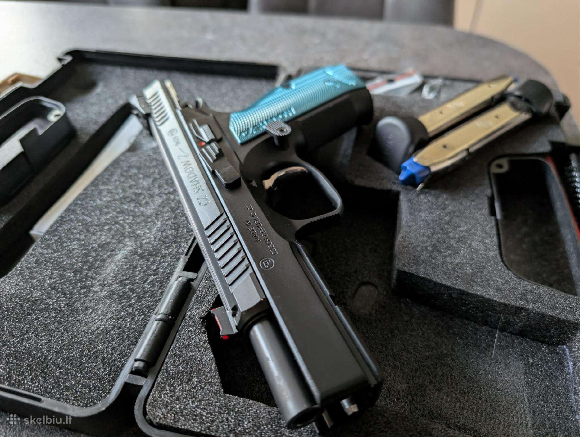 Cz Shadow 2