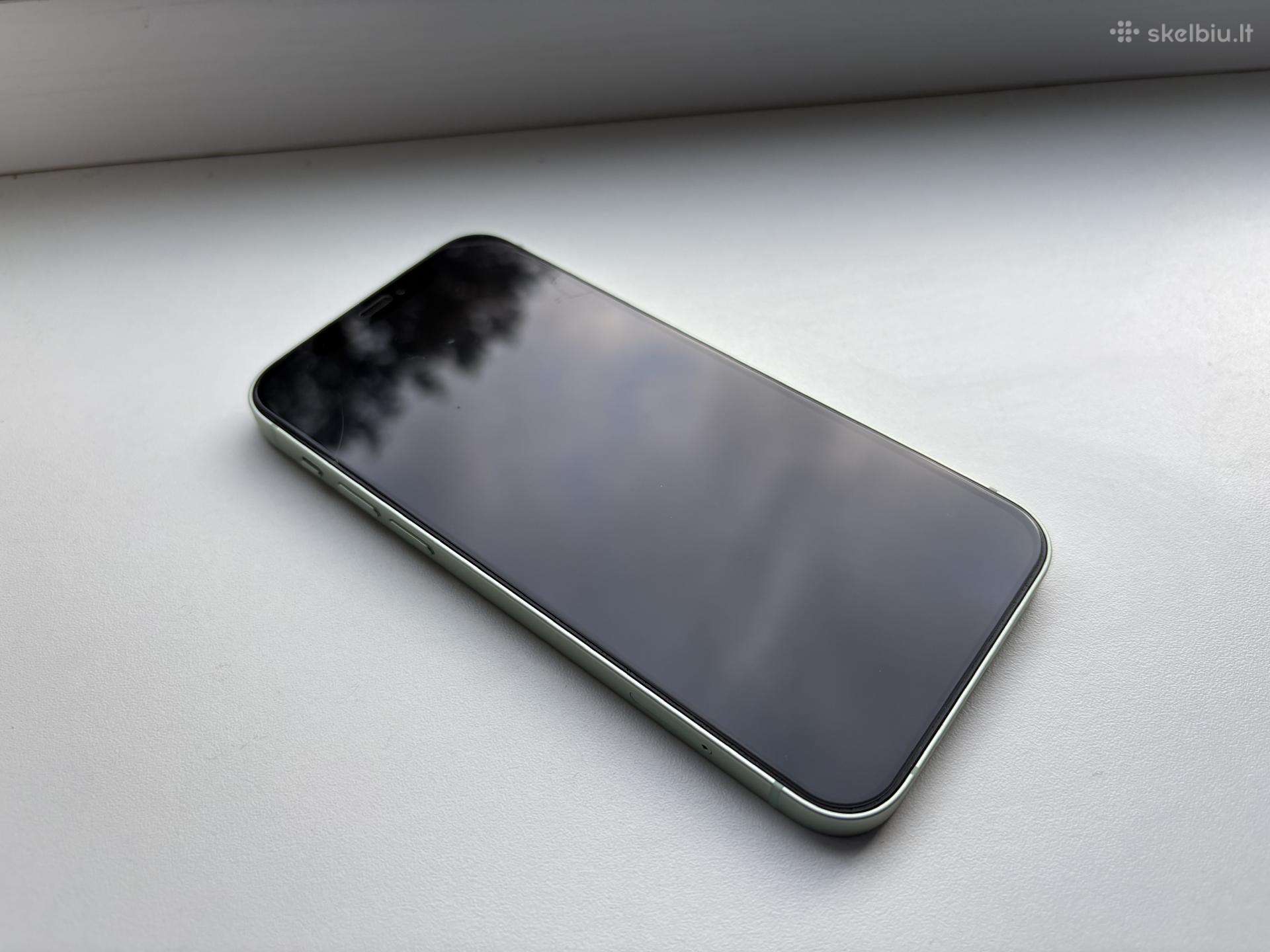 iPhone 12