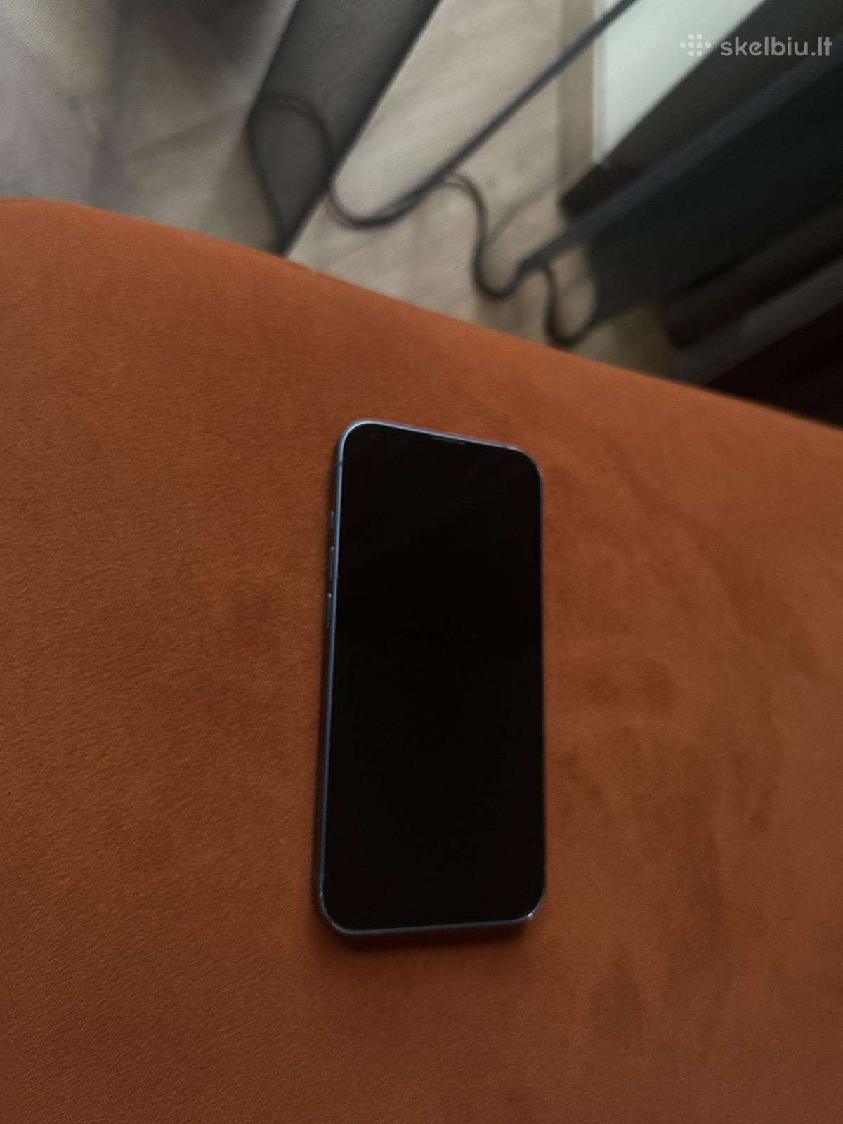 iPhone 13