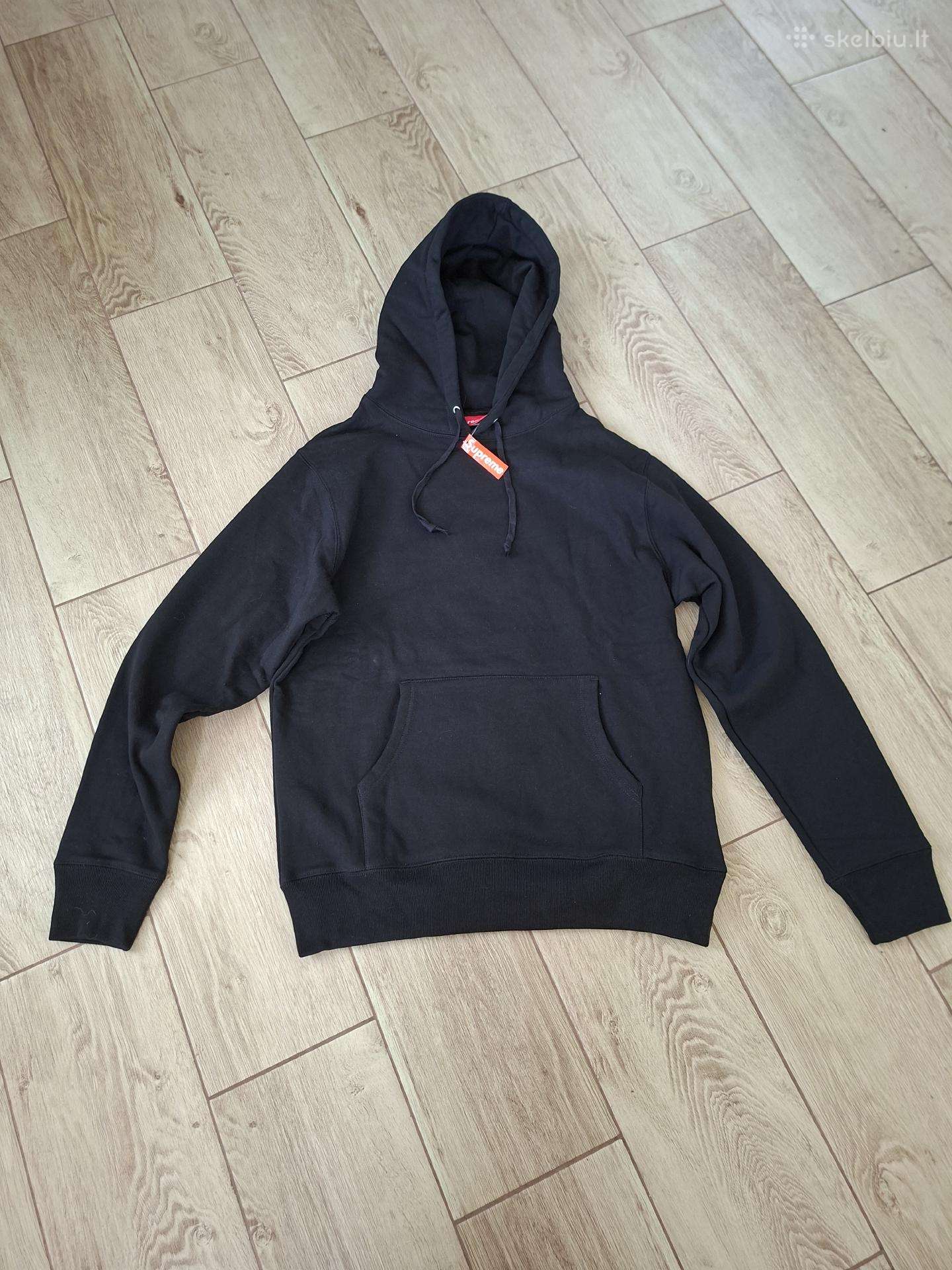 Supreme hoodie in black