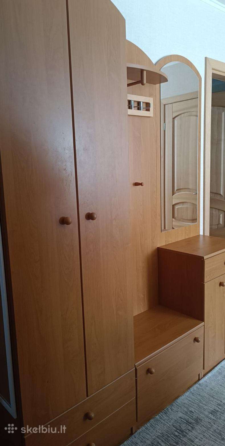 3 daliu prieškambaris 170*205cm