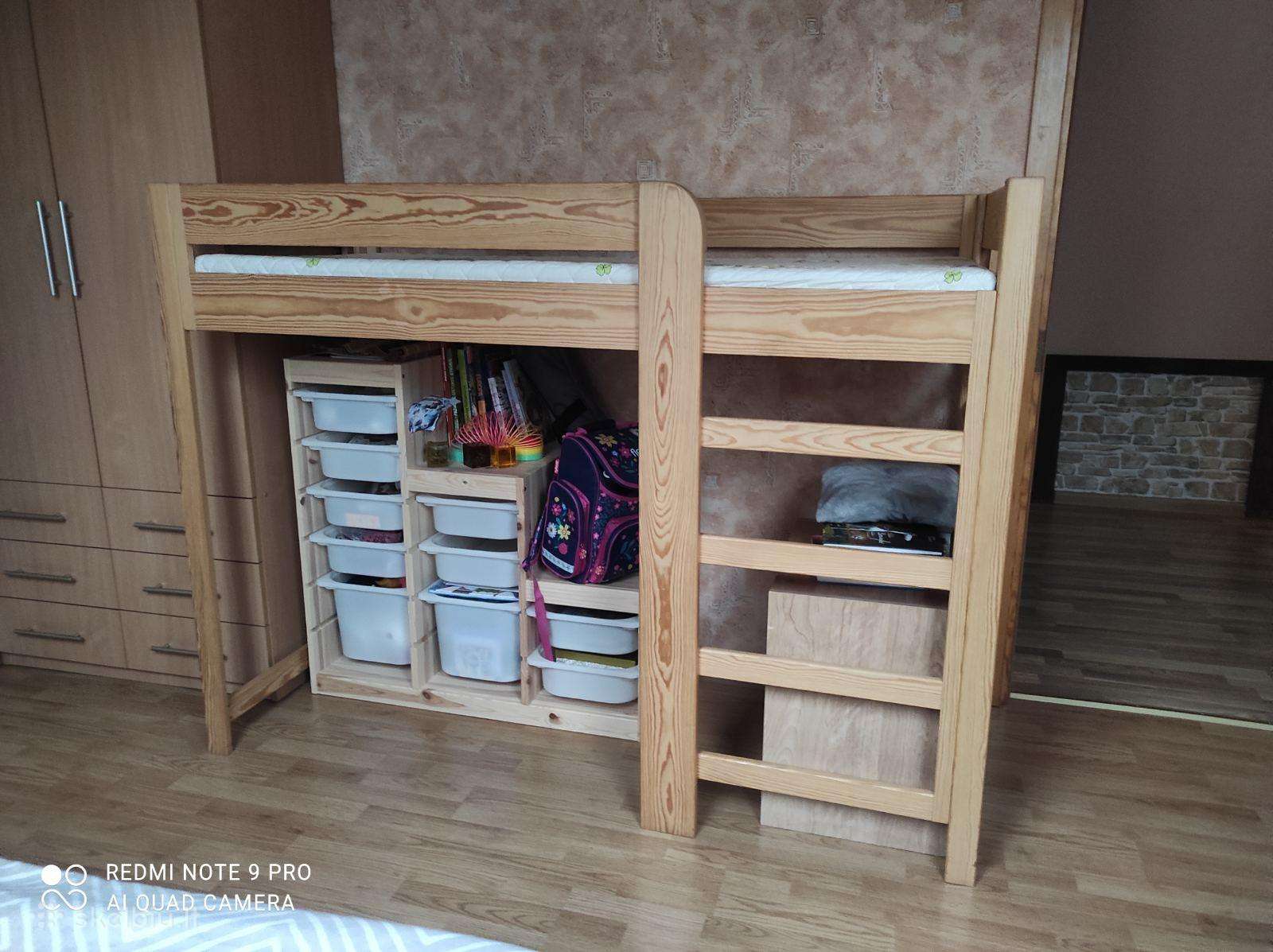 Dviaukštė lova
