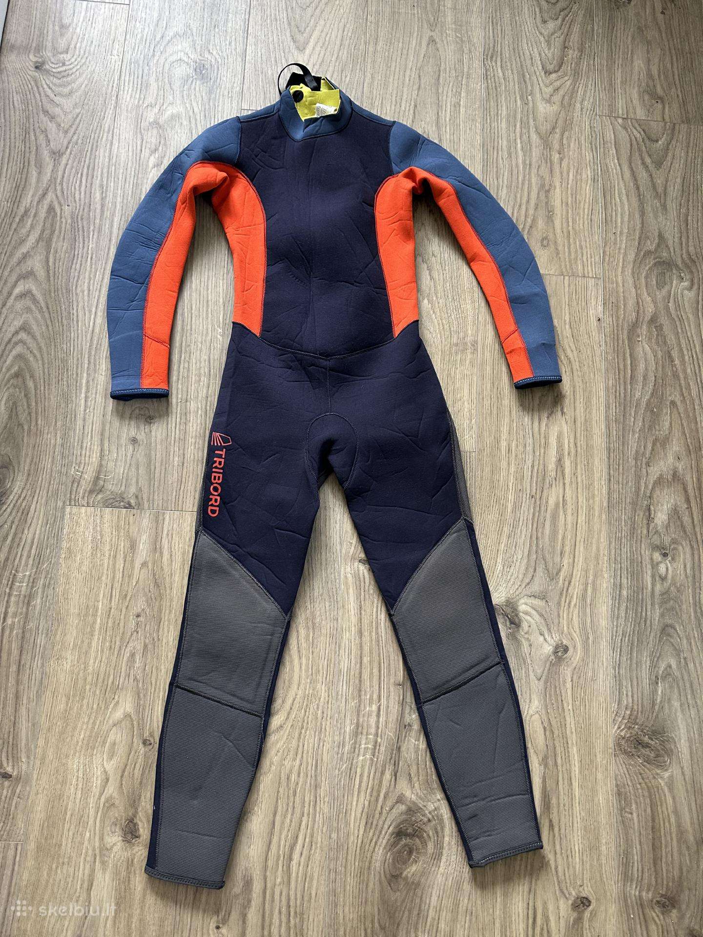 Idealios būklės hidrokostiumas vaikui 145 cm