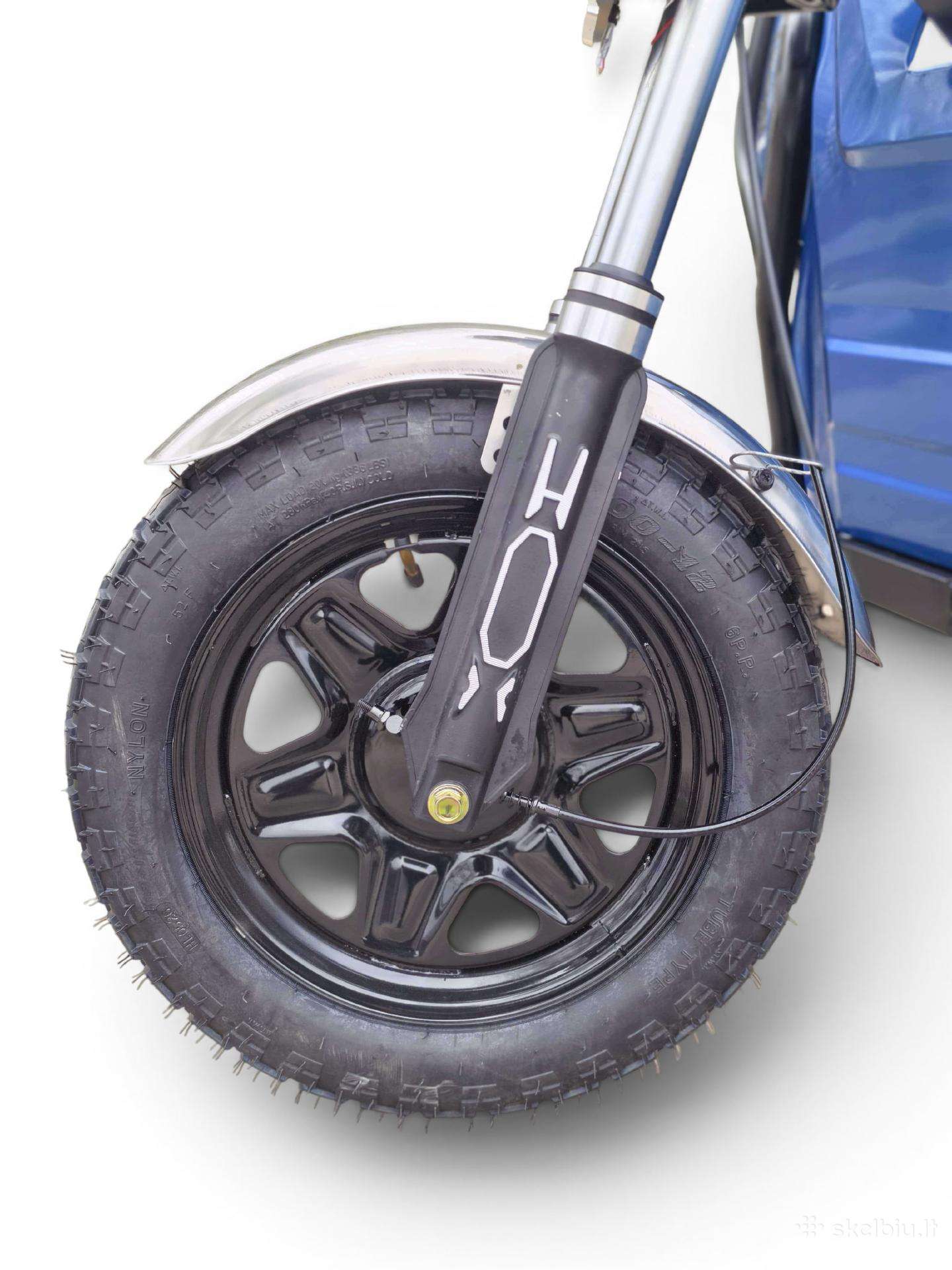-Kita- -kita-, trikes