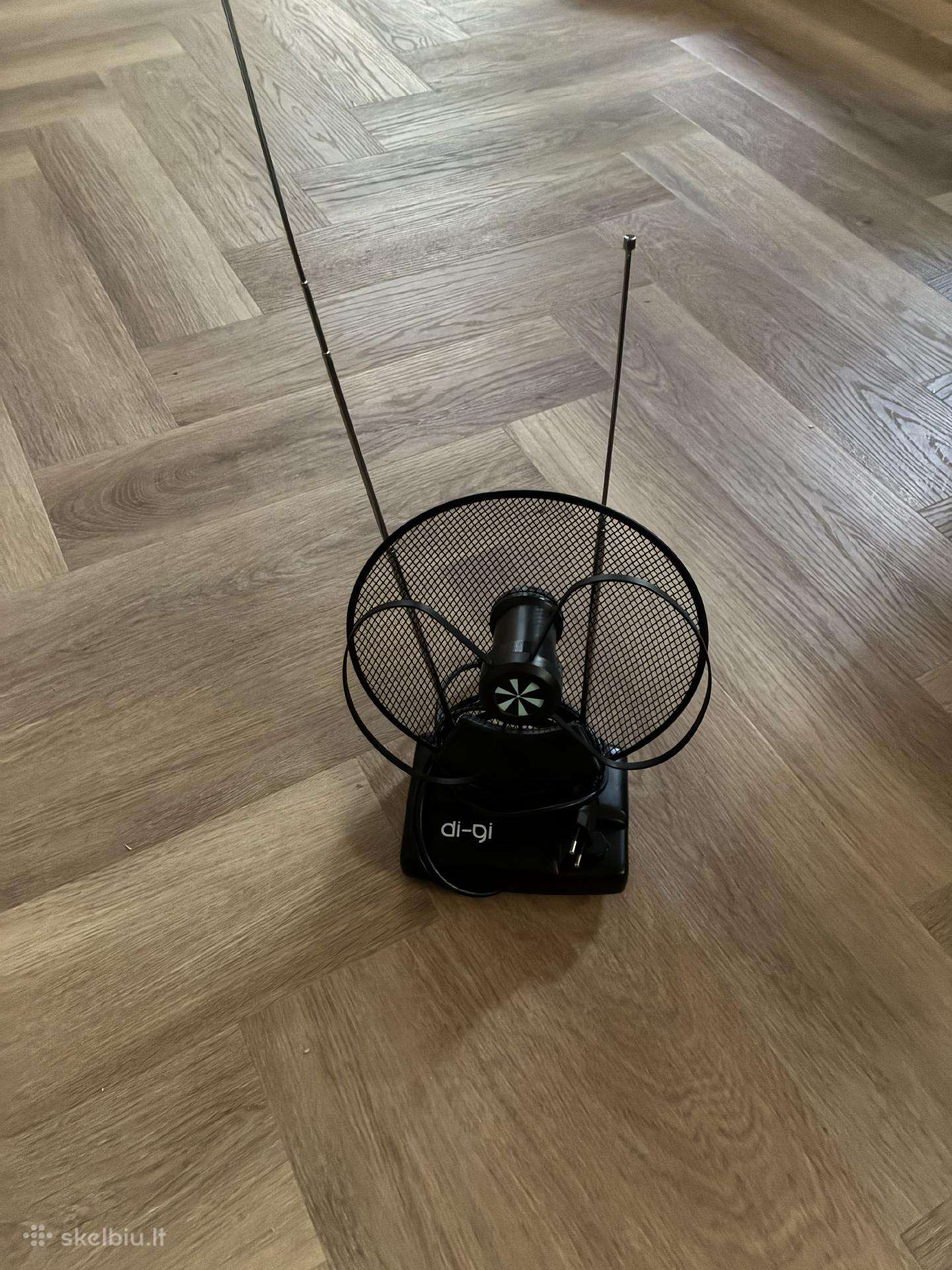 TV Antena Uvr AV-888
