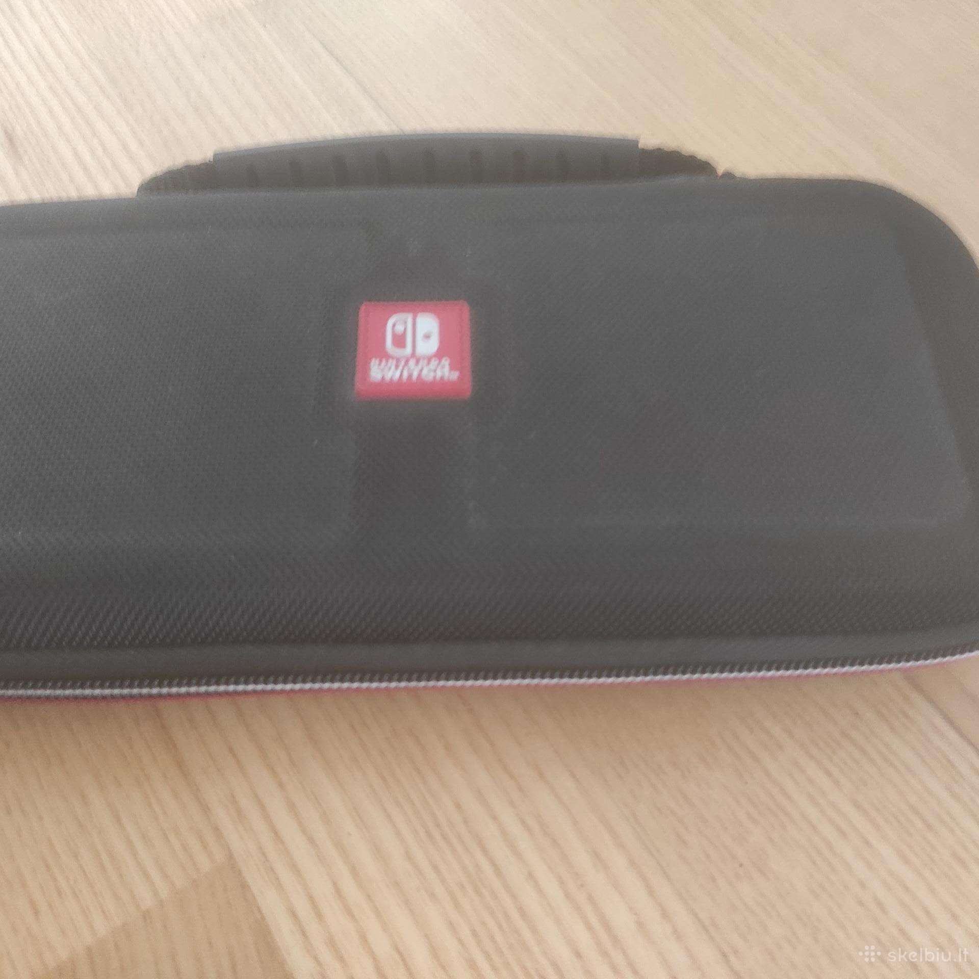 Žaidimų konsolės dėklas