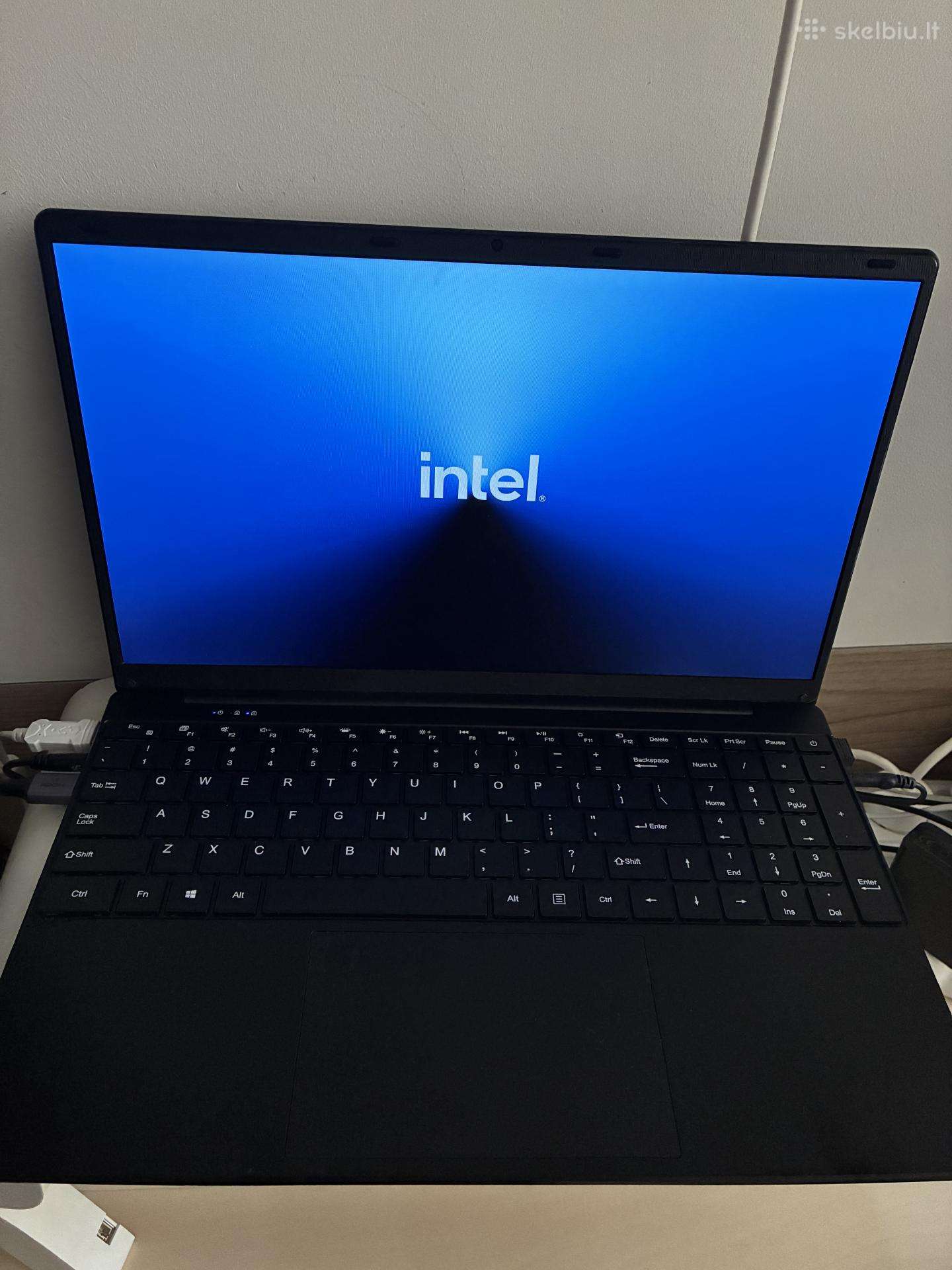 Leno firmos laptopas