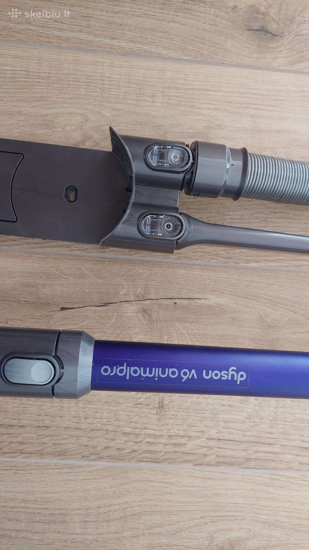 Dyson v6