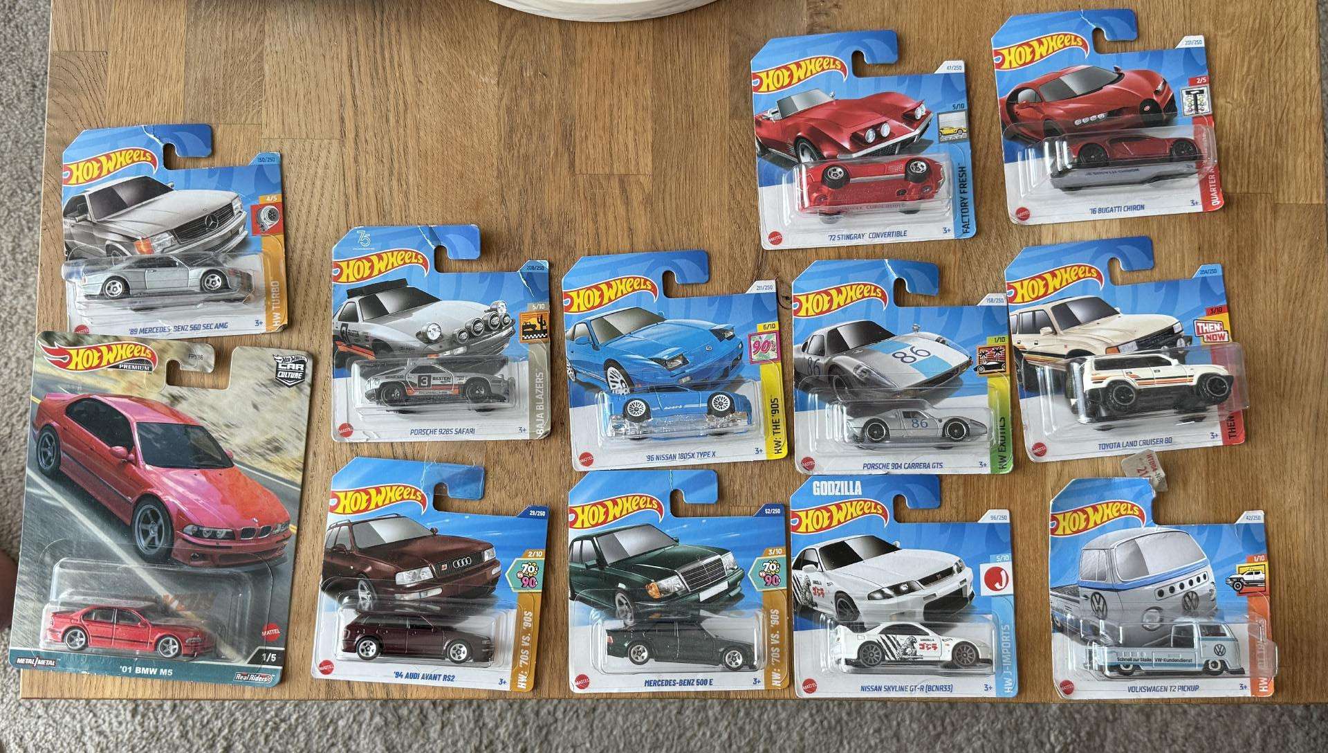 Hot Wheels modeliukai