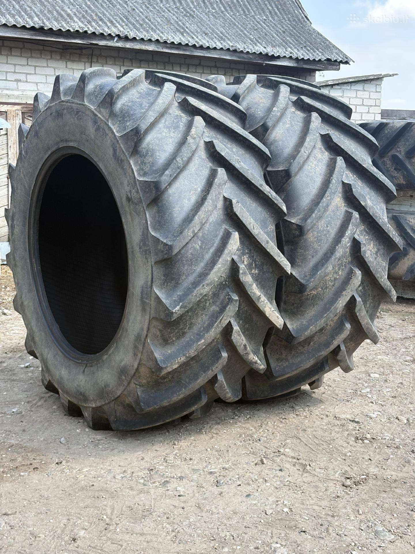 650/60r38 Michelin padangos