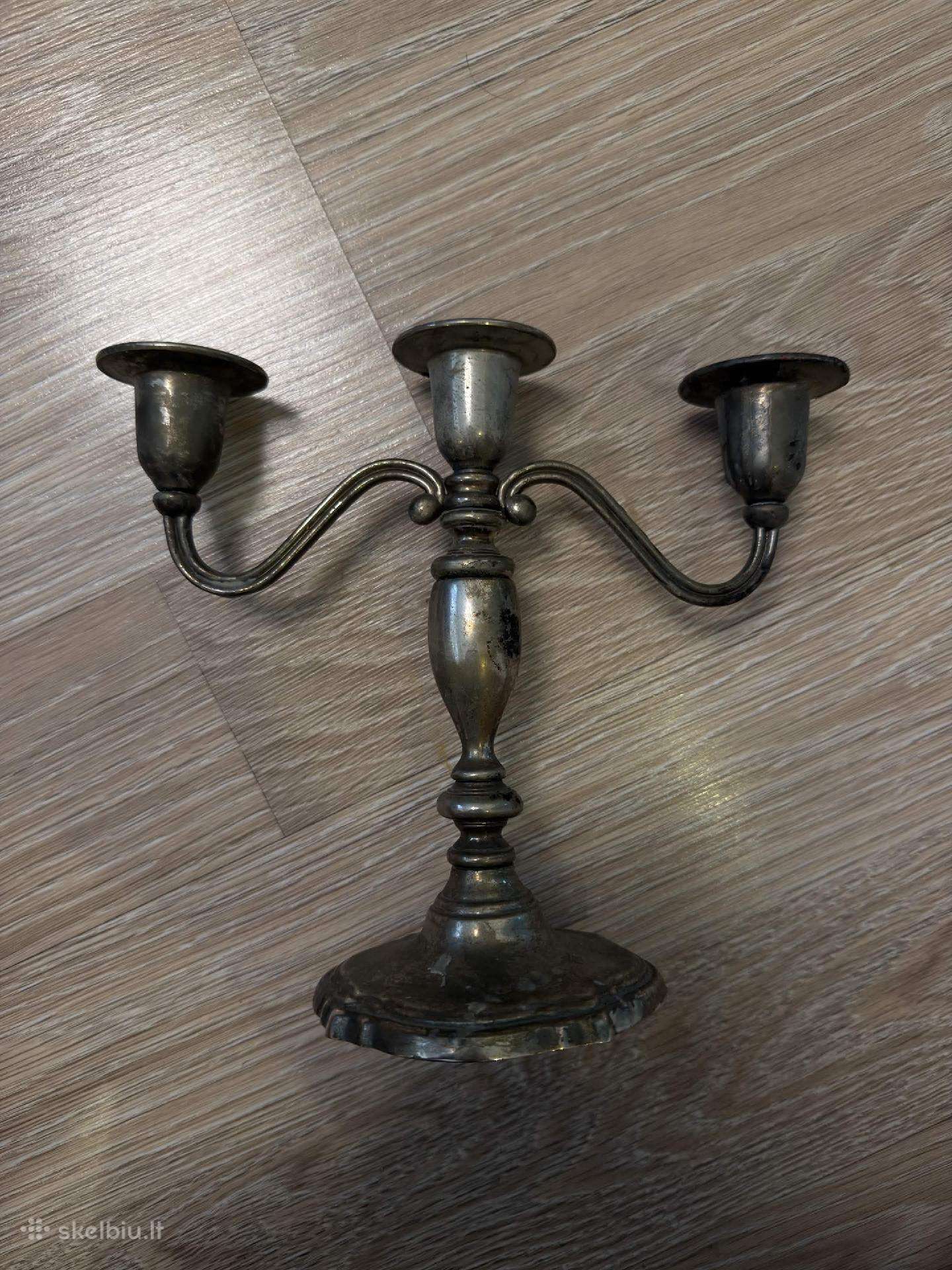 Vintažinė 3 žvakių metalinė žvakidė
