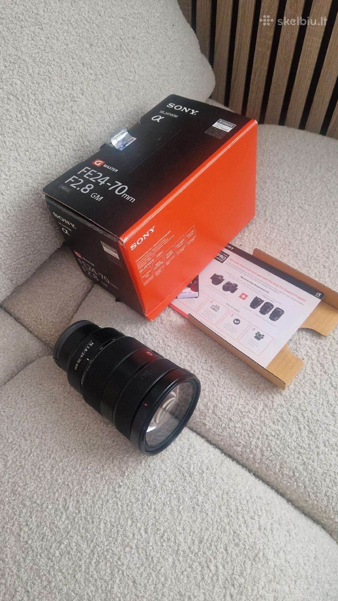 Objektyvas sony 24-70 f2.8 su dėžute