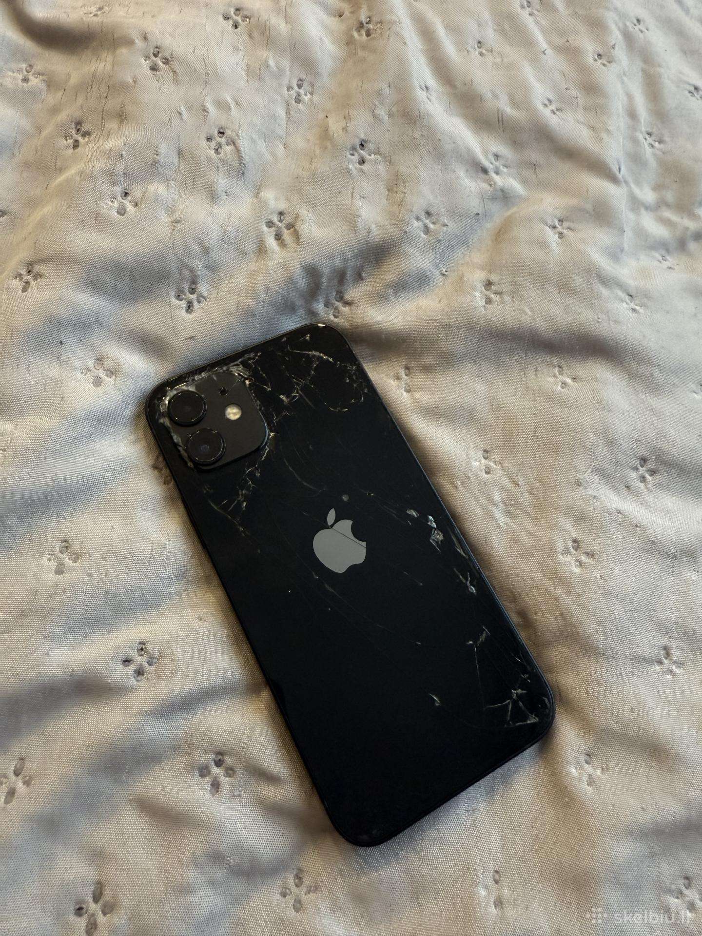 iPhone 12
