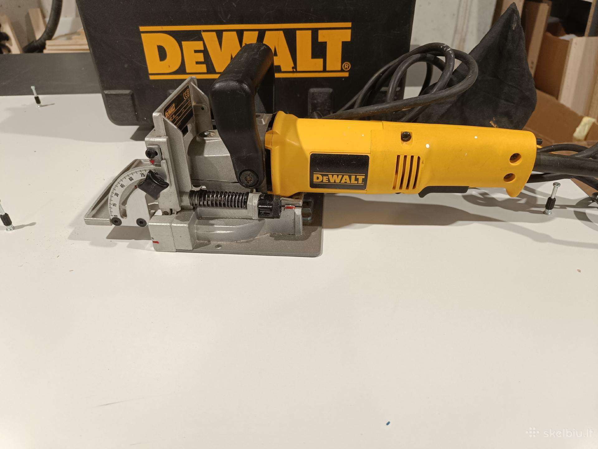 Parduodu geros būklės įrankį.