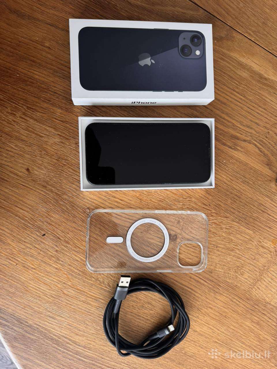 iPhone 13