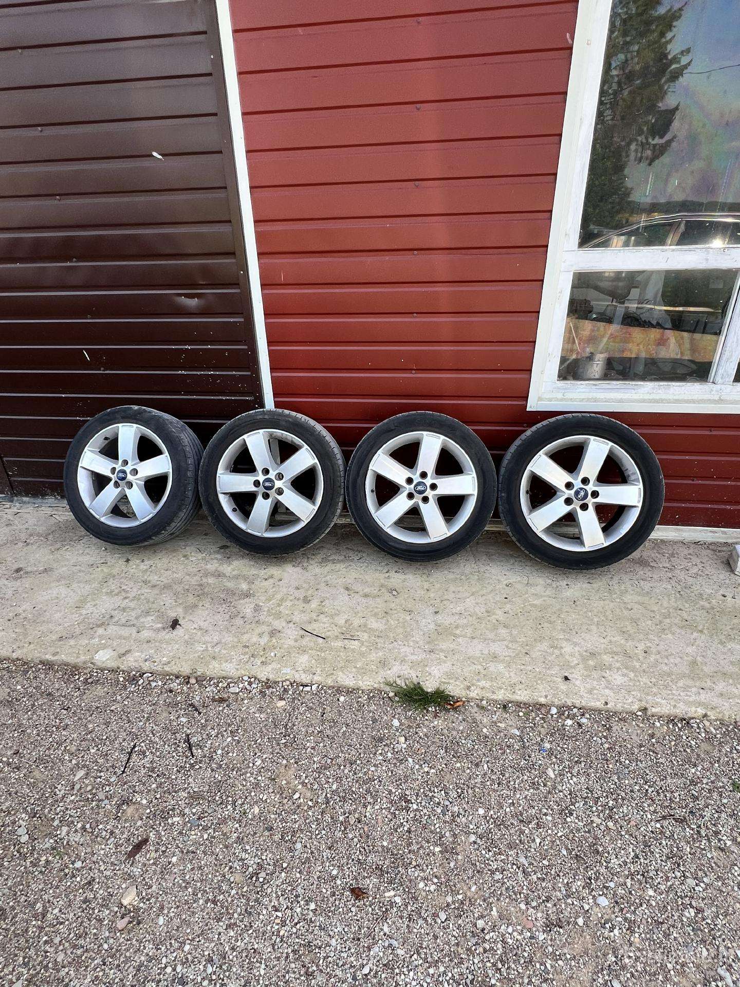 R17