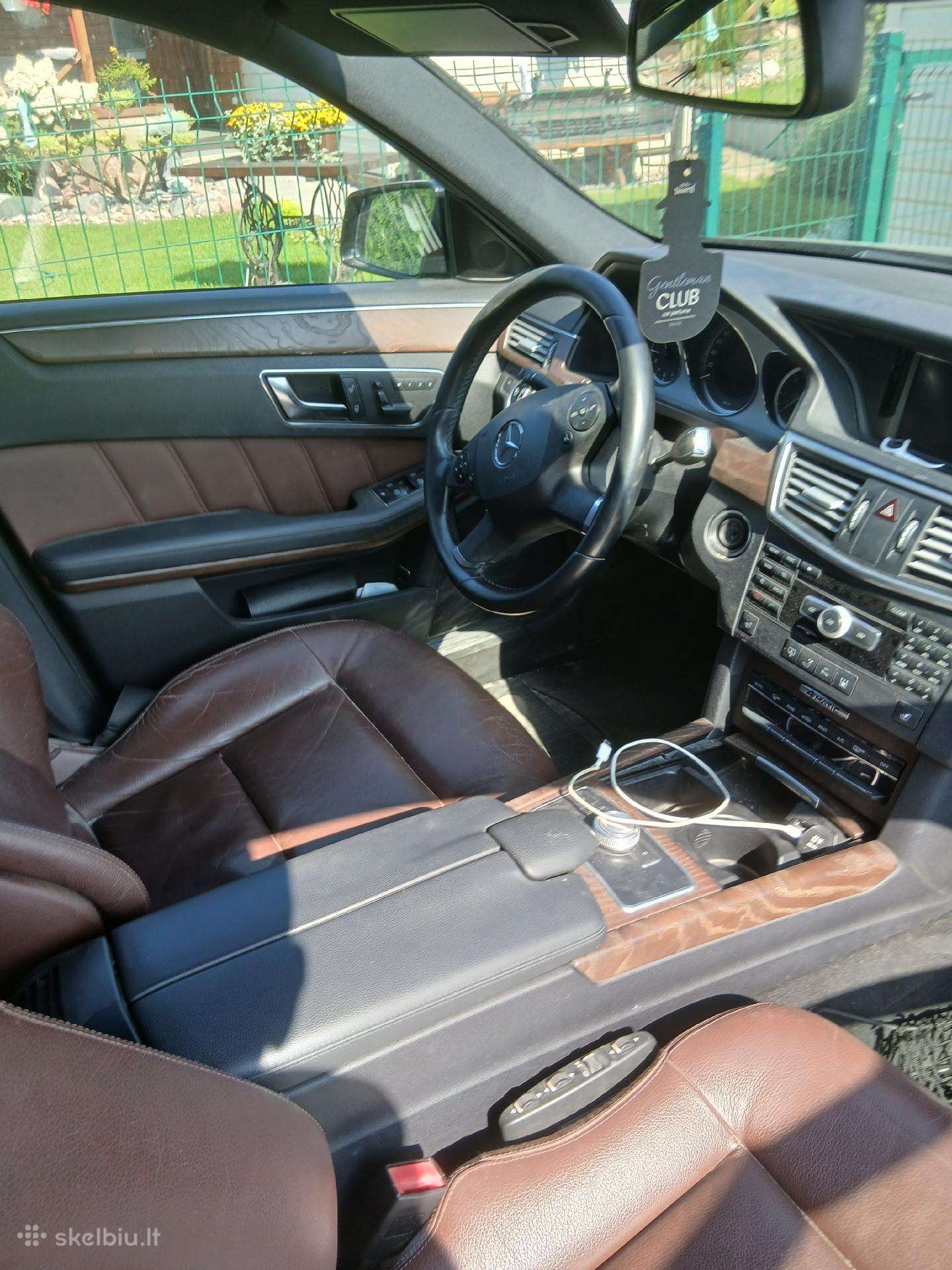 Parduodamas mercedes benz E350 4matic