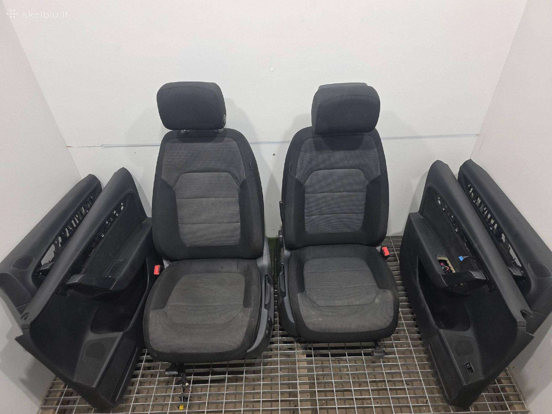 Volkswagen Passat B7 salonas komplektas sėdynės
