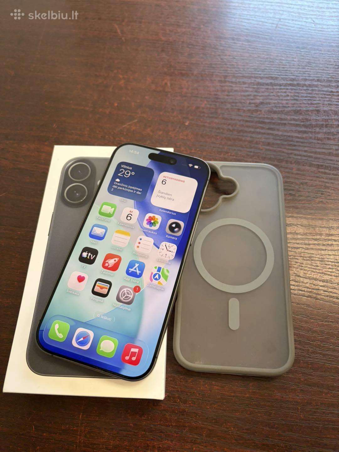 iPhone 17