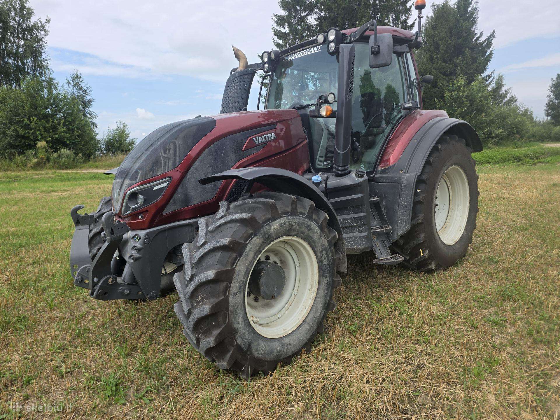Parduodu Valtra T144 Active