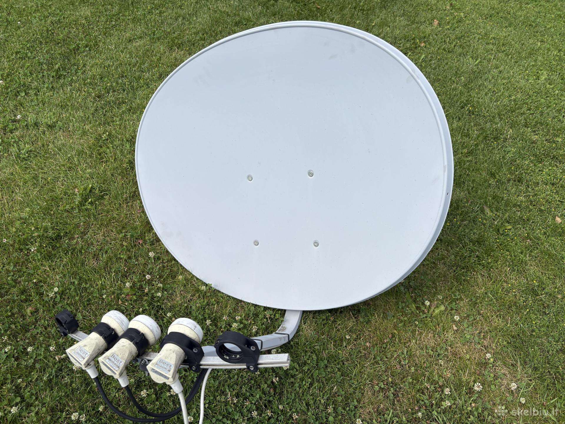 Palydovinė antena multi beam
