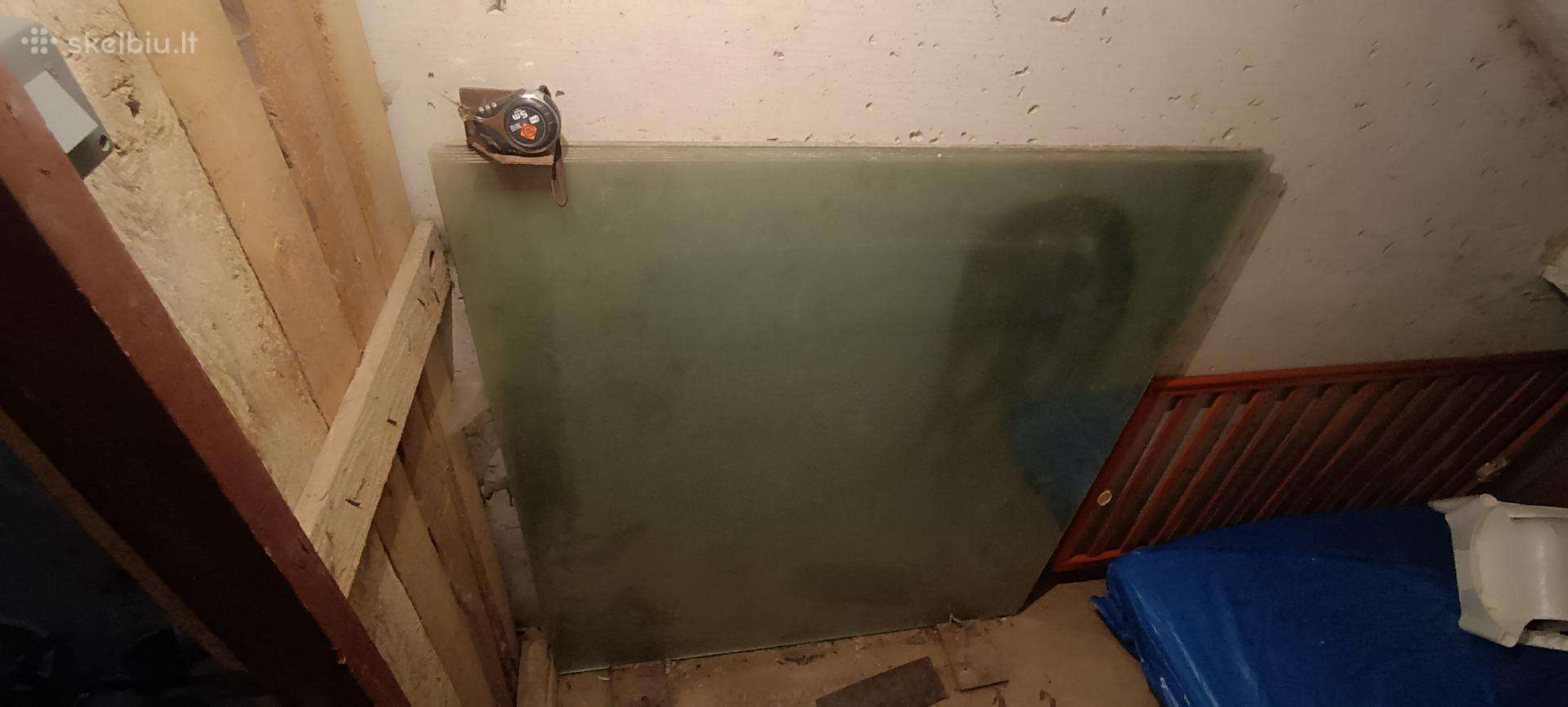 Stiklas 8 vnt. (1125 x 1235 mm, 4 mm storio)