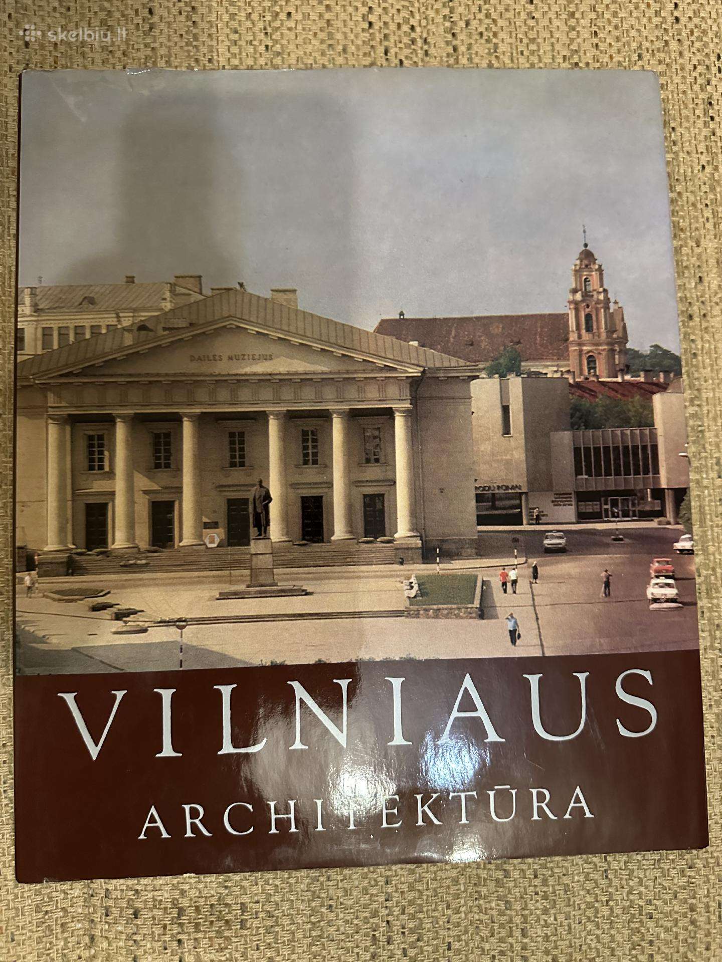 Knyga-albumas „Vilniaus architektūra“ (1985 m.)