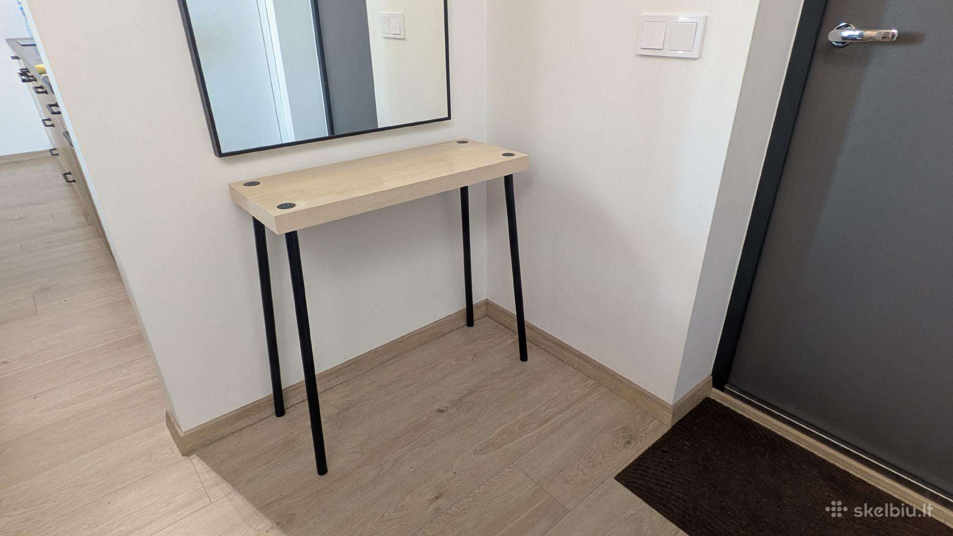 Ikea Fridnäs staliukas