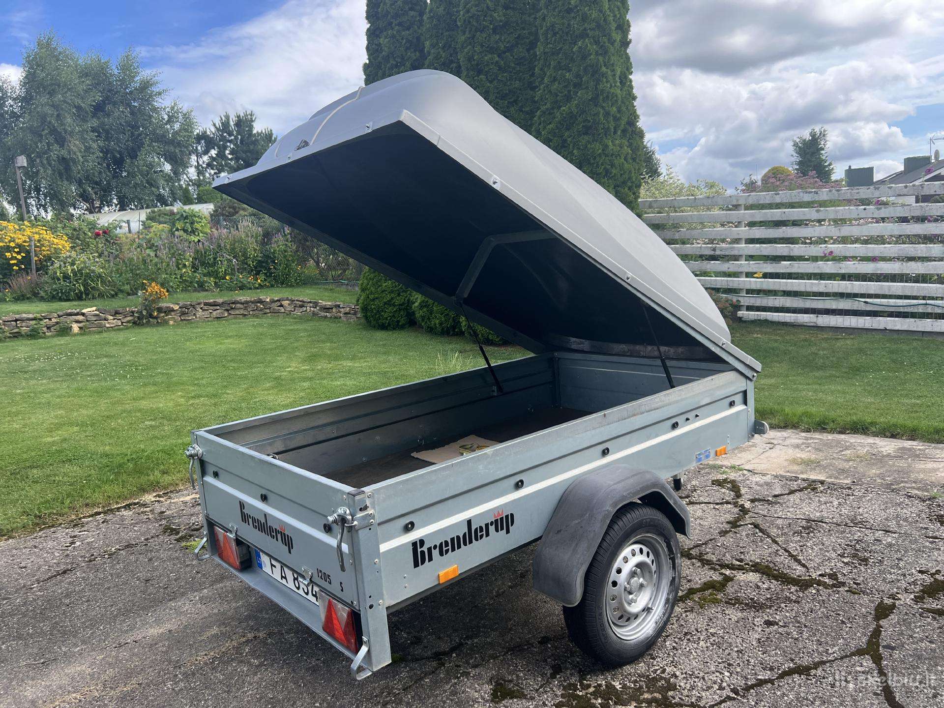 Brenderup, passenger car trailers