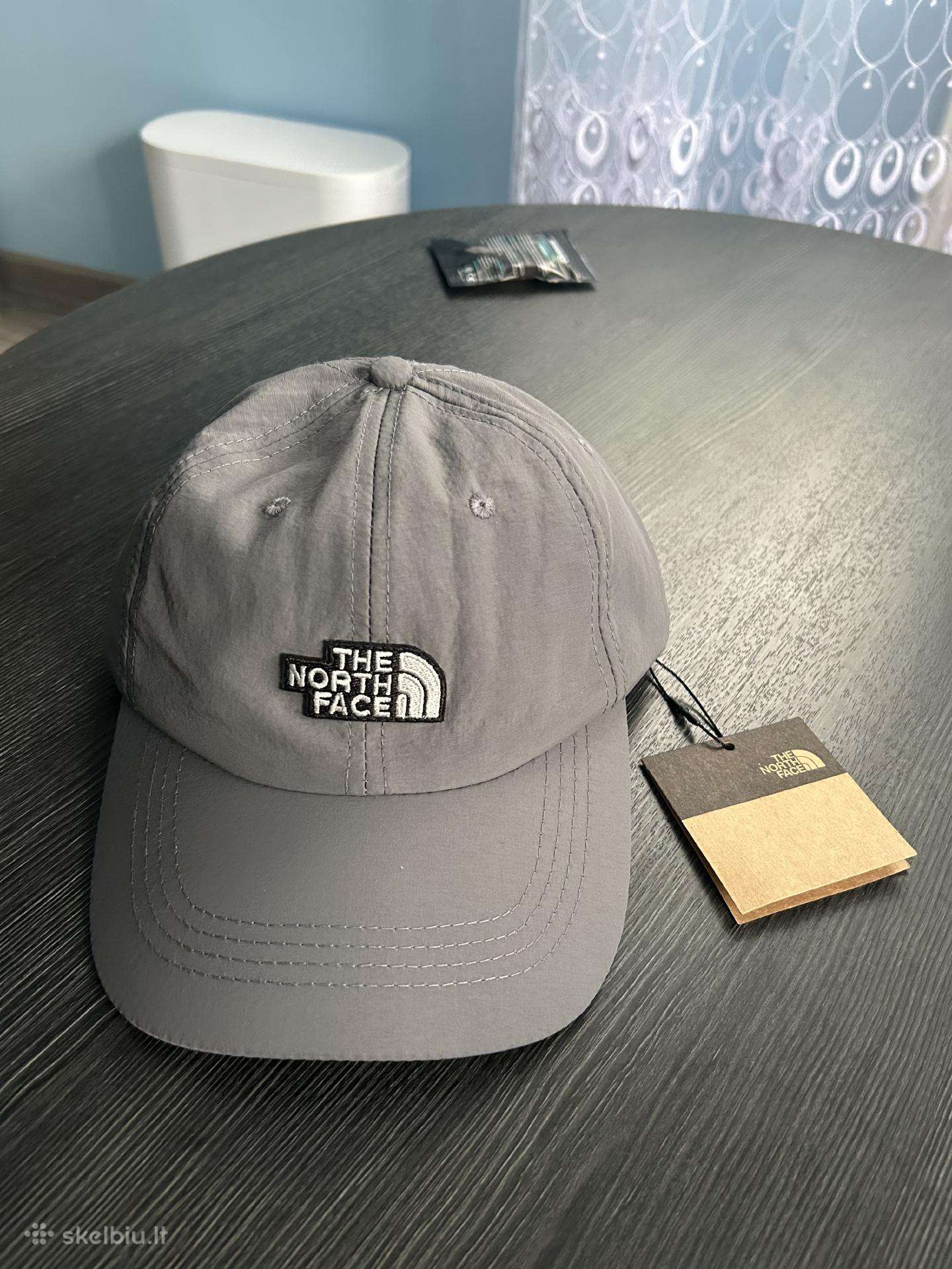 The north face kepurės nuo saulės
