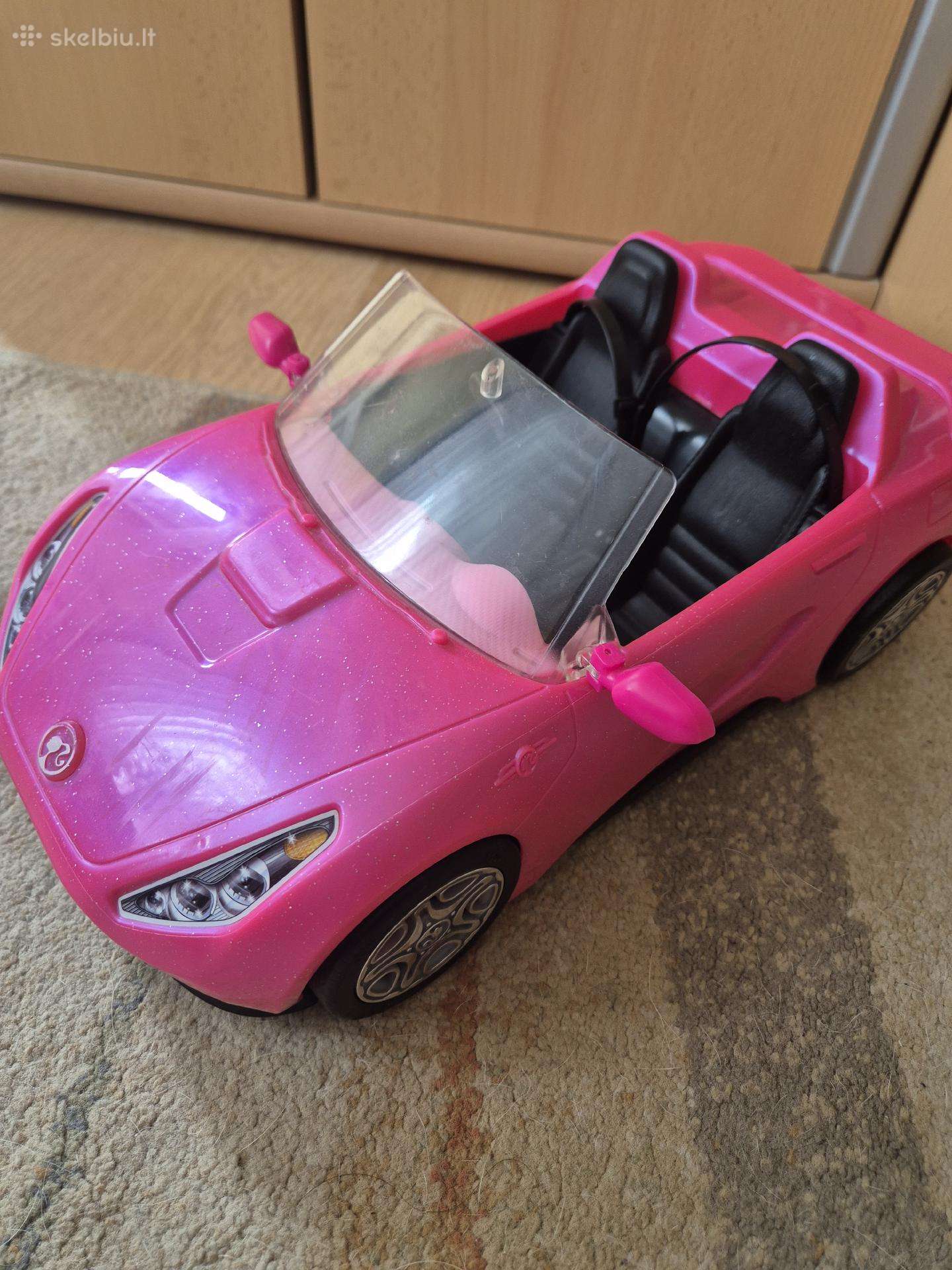 Barbės automobilis