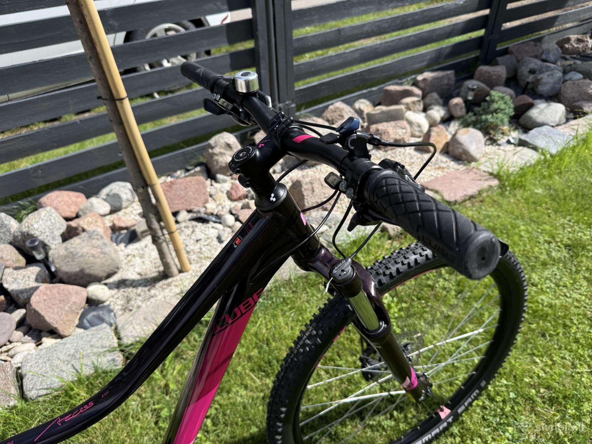 Mountain bike Cube