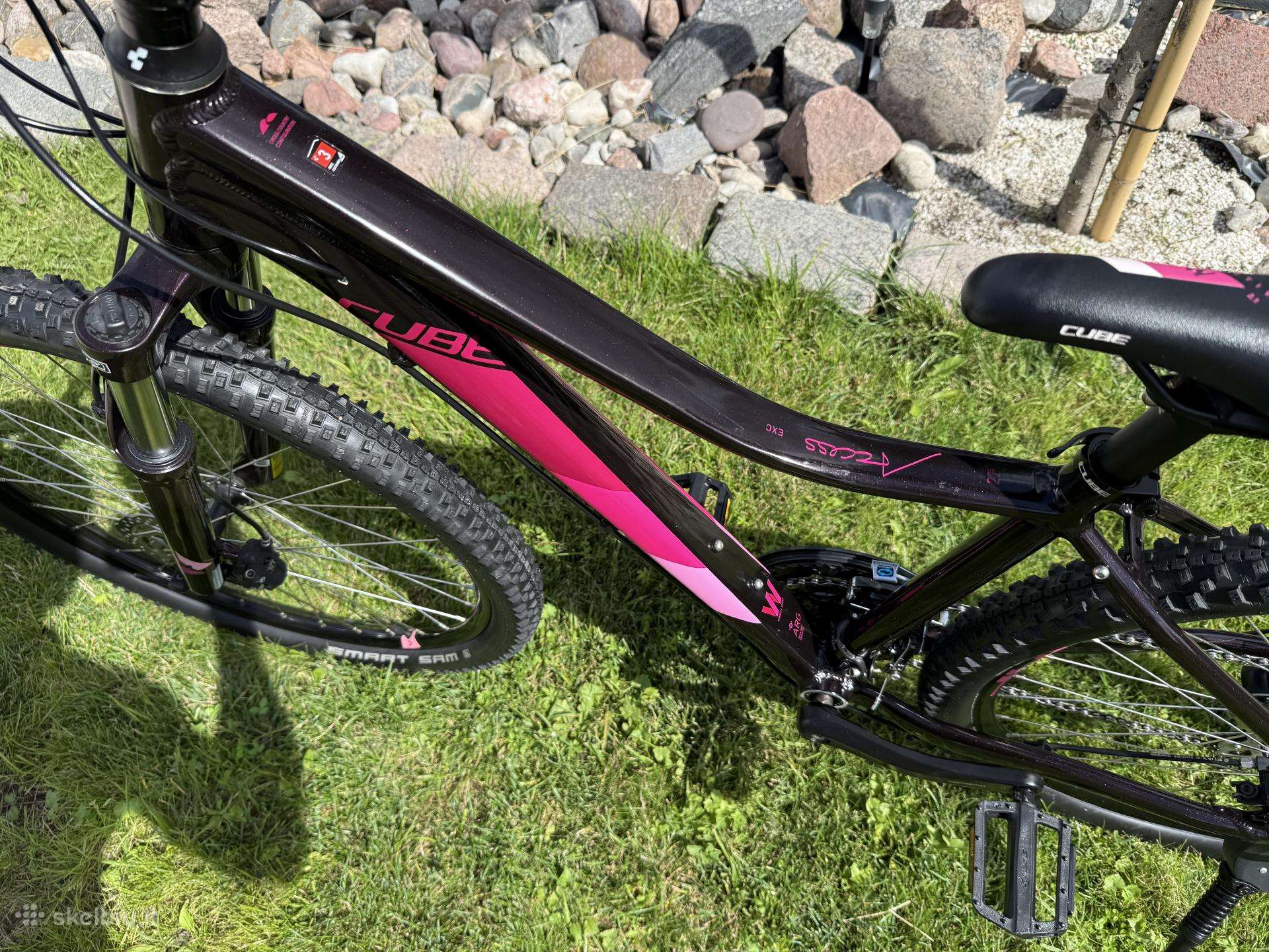 Mountain bike Cube