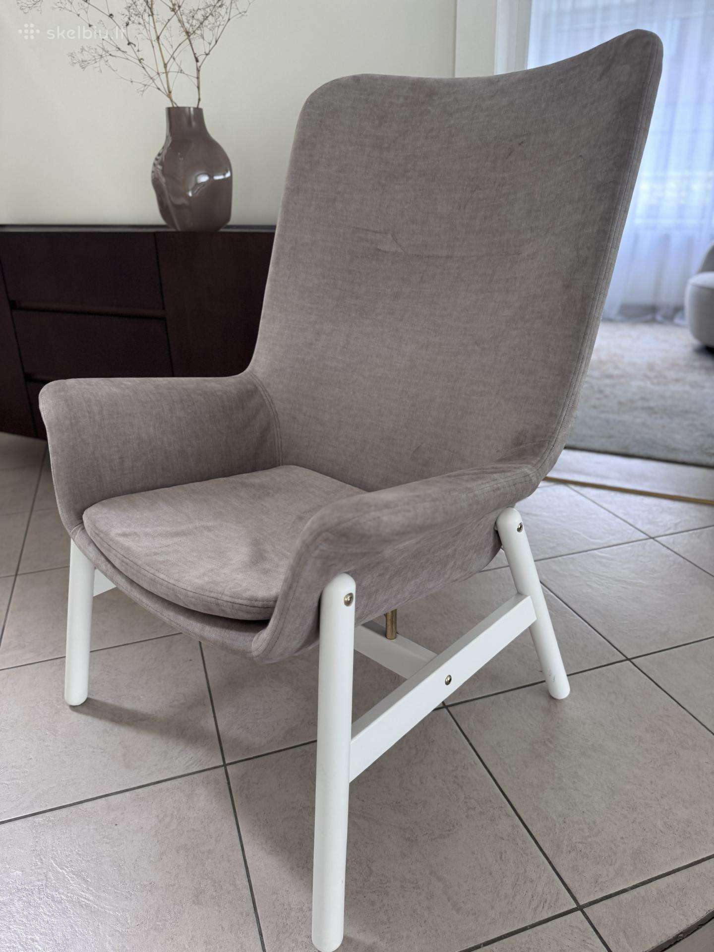 Elegantiškas, fotelis (kokybiškas veliūras)