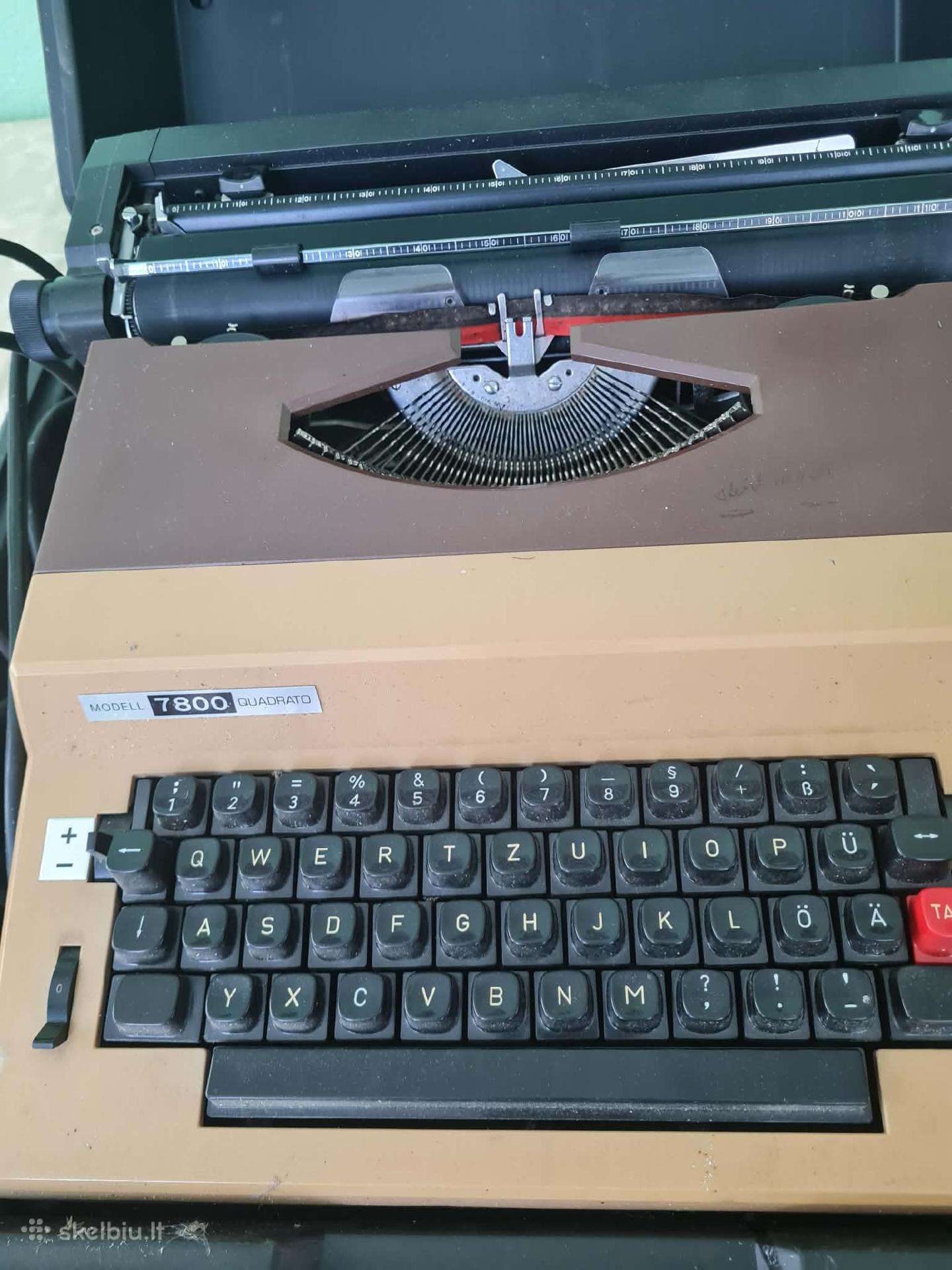 Japoniška elektrinė rašomoji mašinėlė Nakajima 780