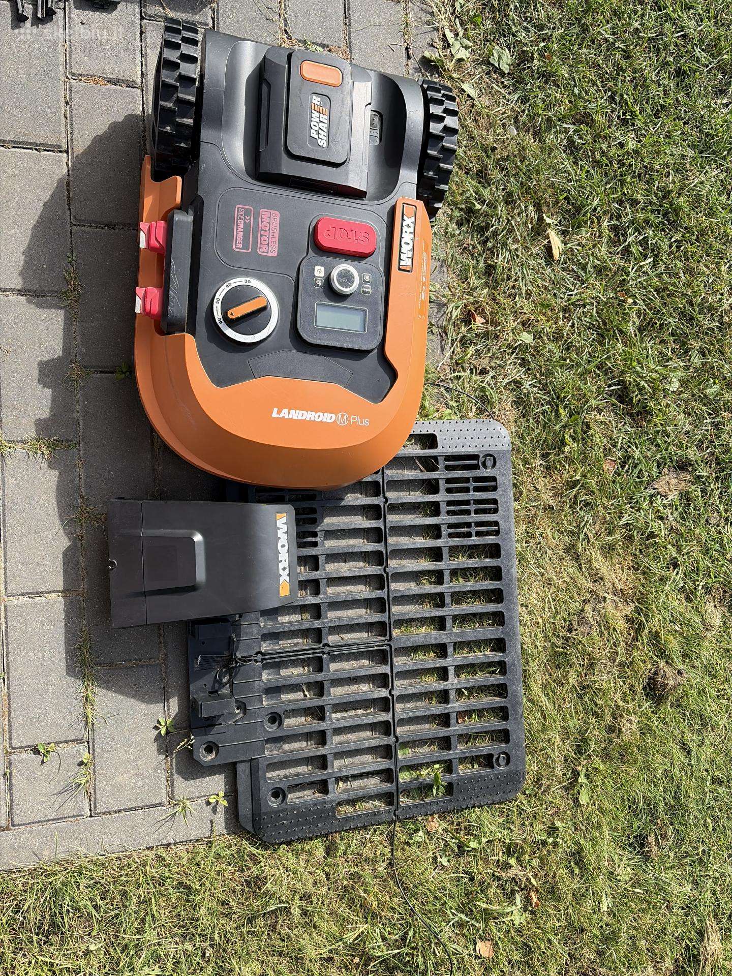 Worx Landroid L2000 Wr155e