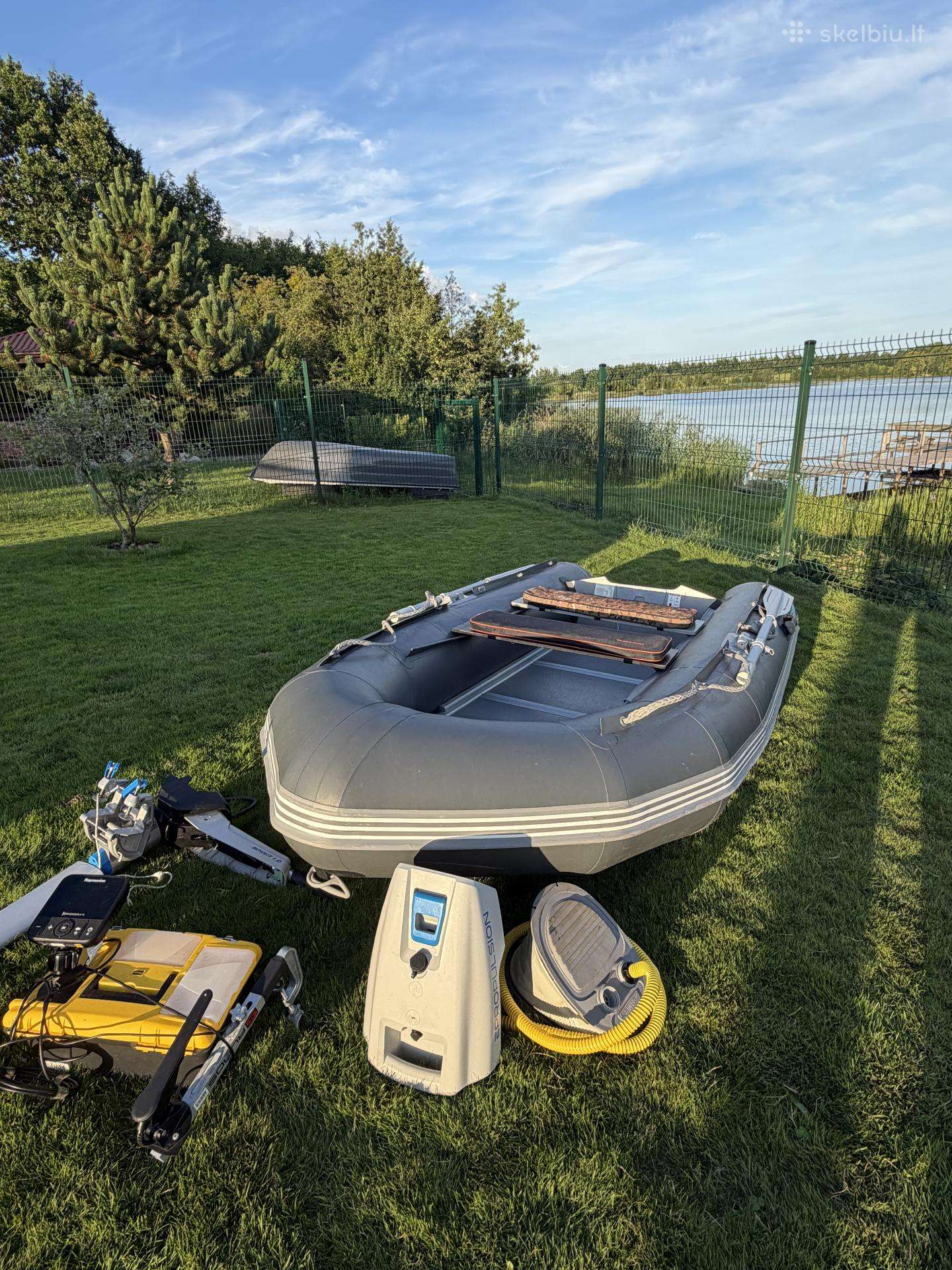 BUSH, inflatable boats