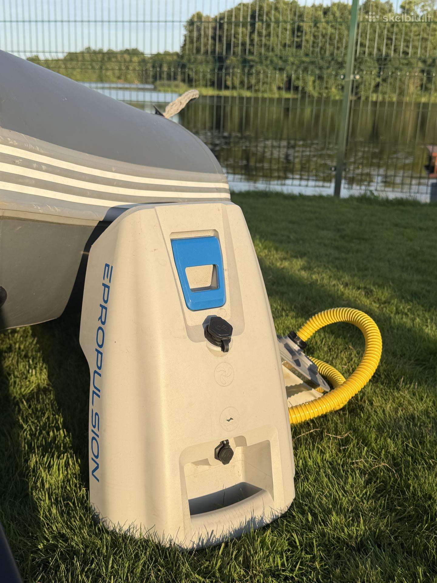 BUSH, inflatable boats