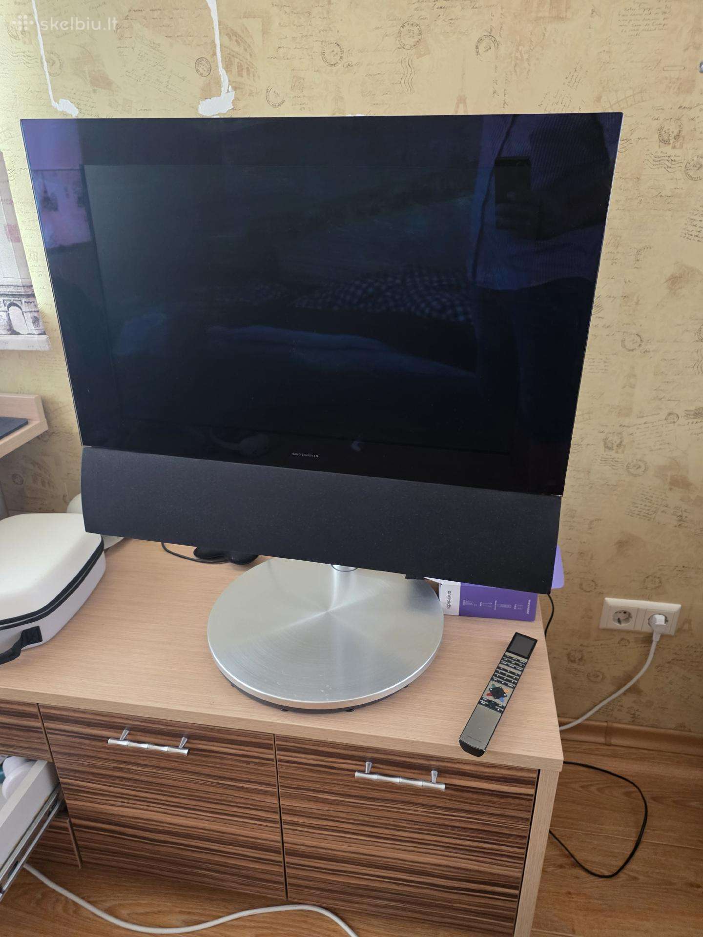 Bang Olufsen Beovision 6.